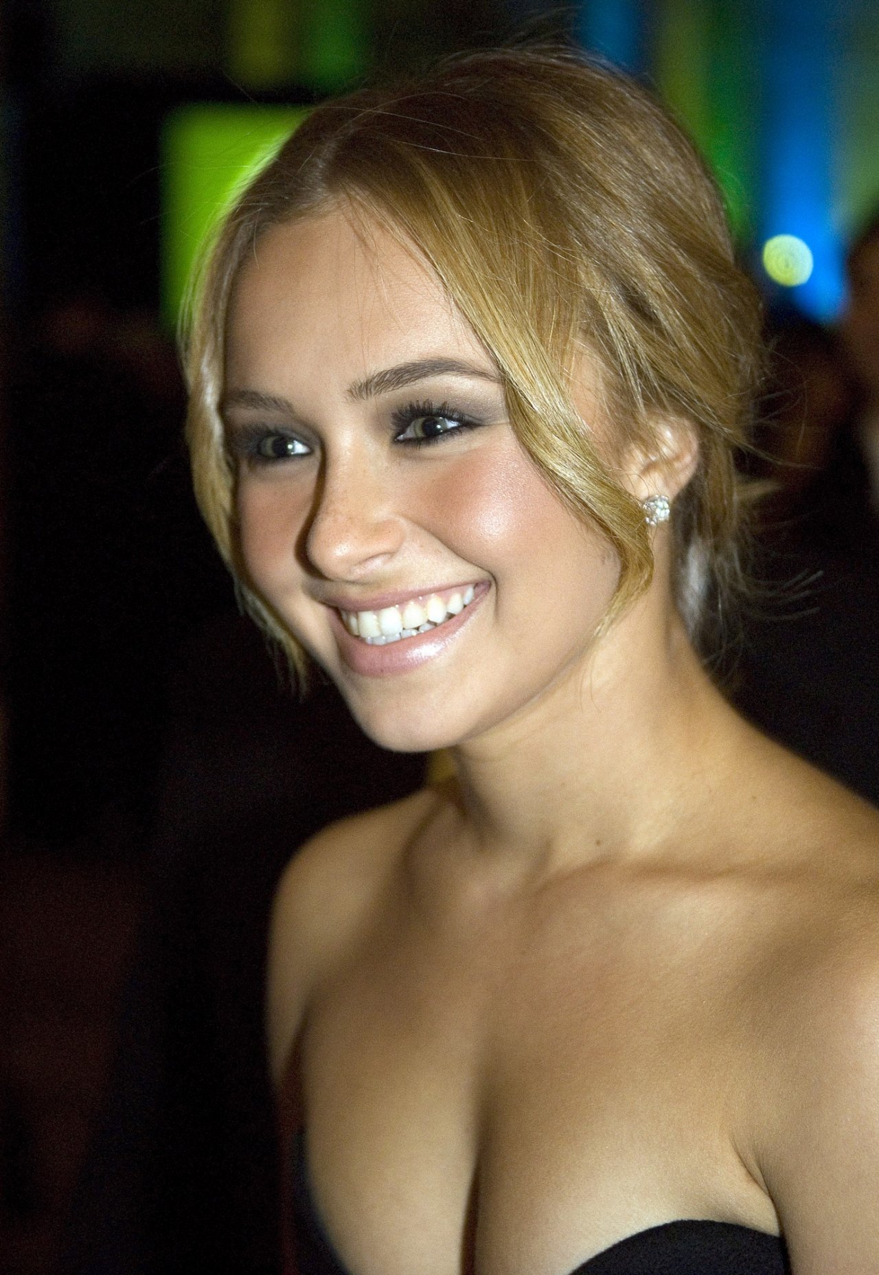 Hayden Panettiere leaked wallpapers