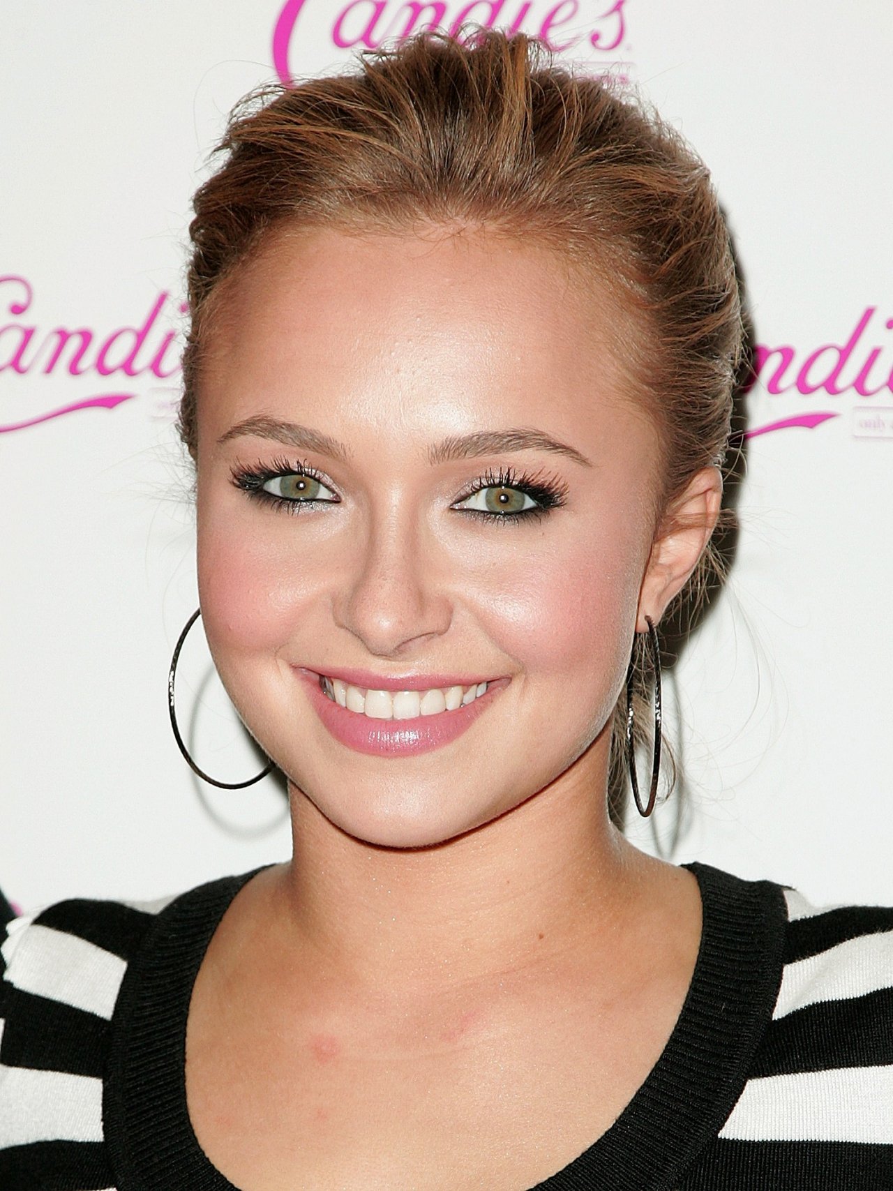 Hayden Panettiere leaked wallpapers