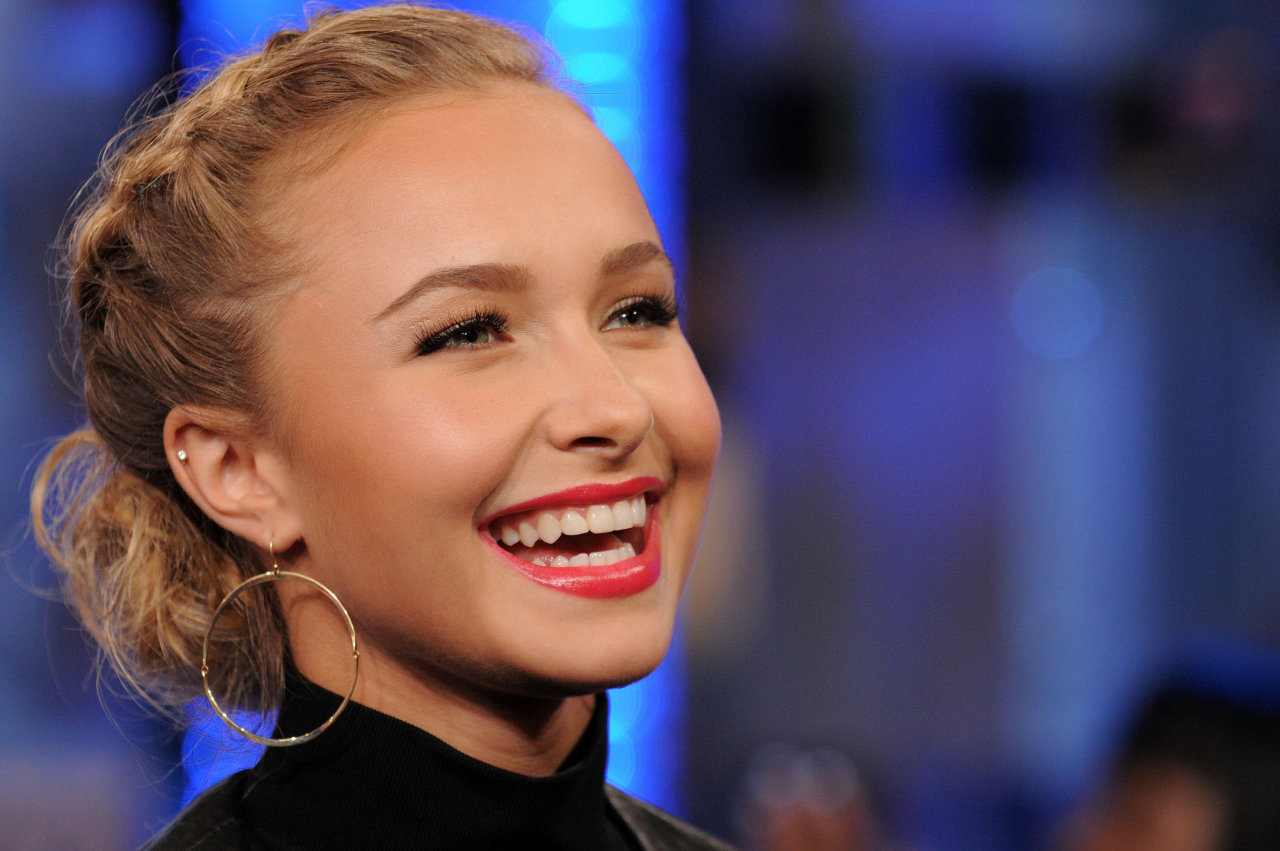 Hayden Panettiere leaked wallpapers