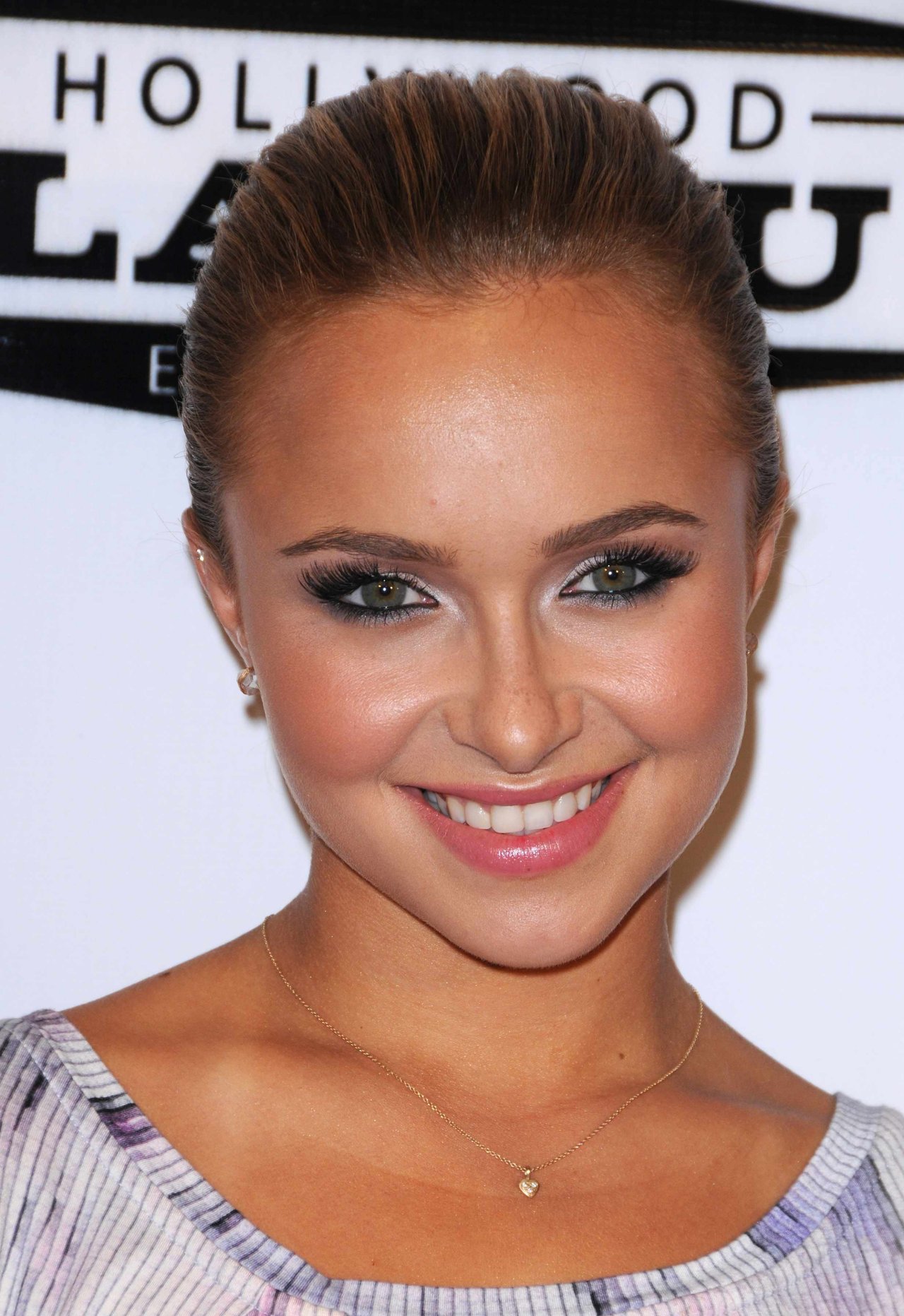 Hayden Panettiere leaked wallpapers