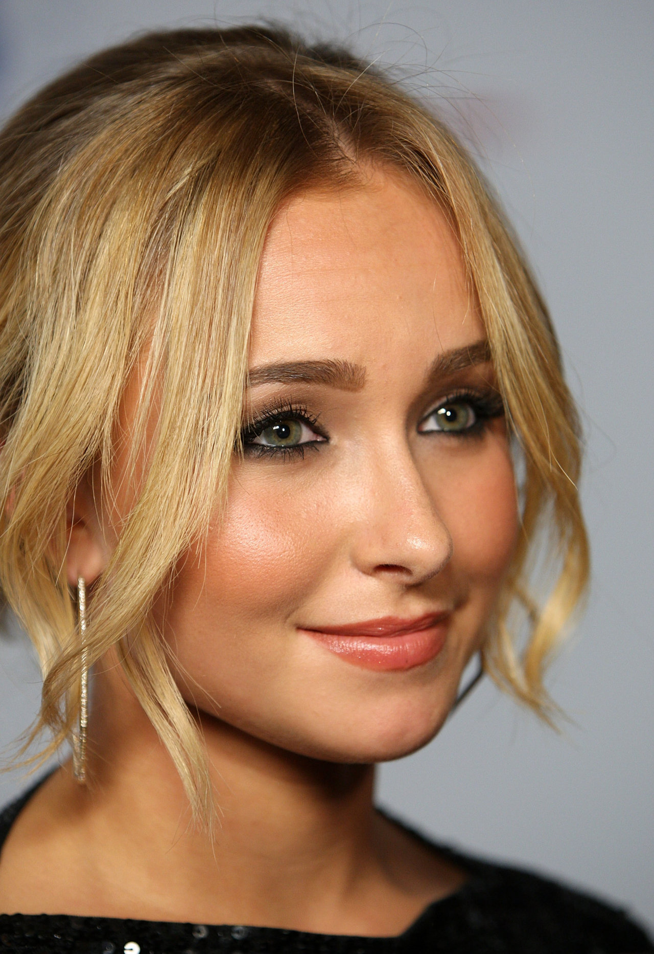 Hayden Panettiere leaked wallpapers