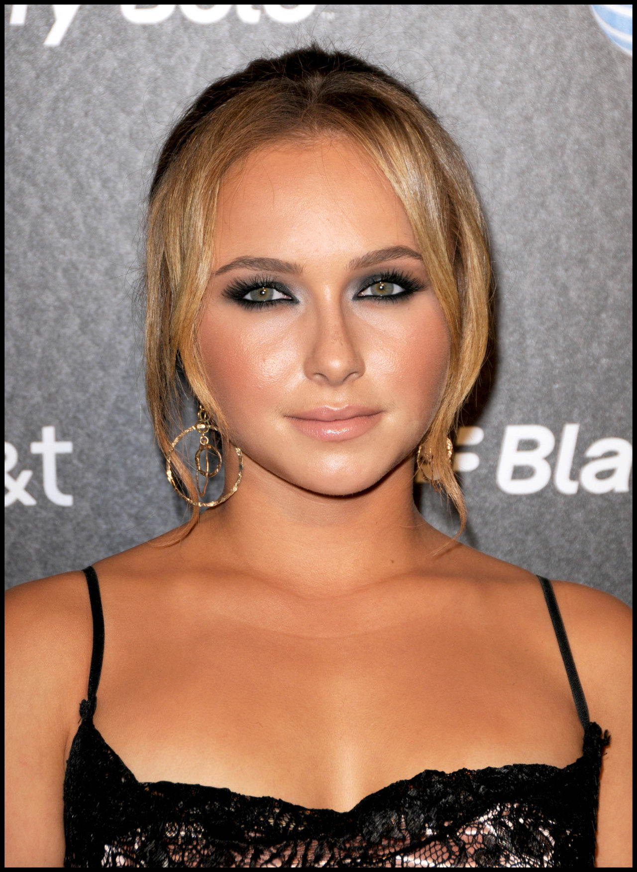 Hayden Panettiere leaked wallpapers