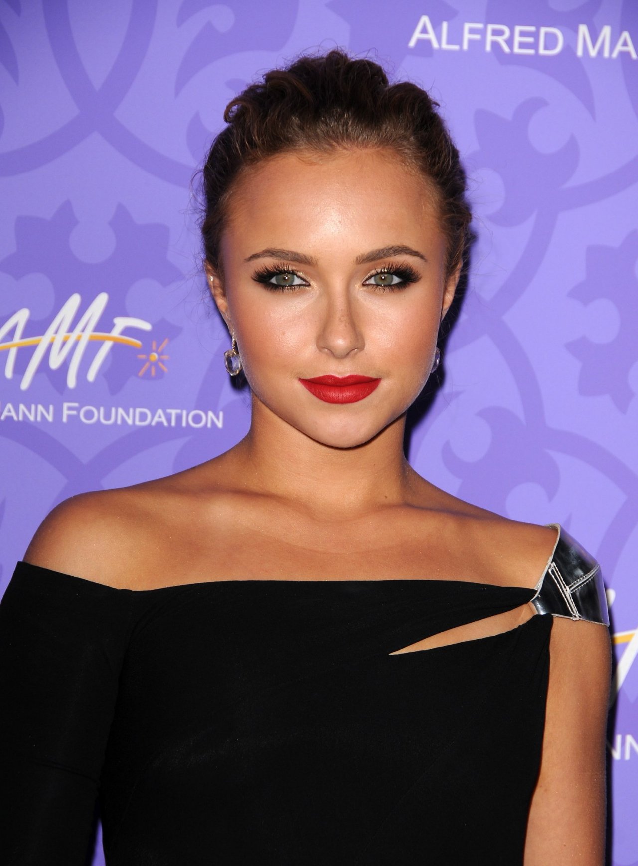 Hayden Panettiere leaked wallpapers