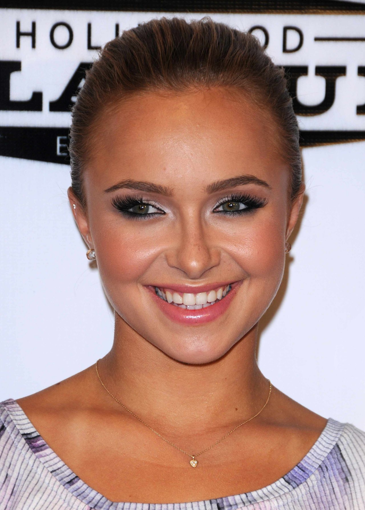 Hayden Panettiere leaked wallpapers