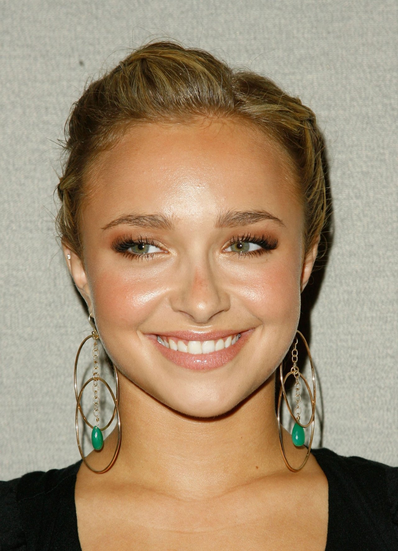 Hayden Panettiere leaked wallpapers