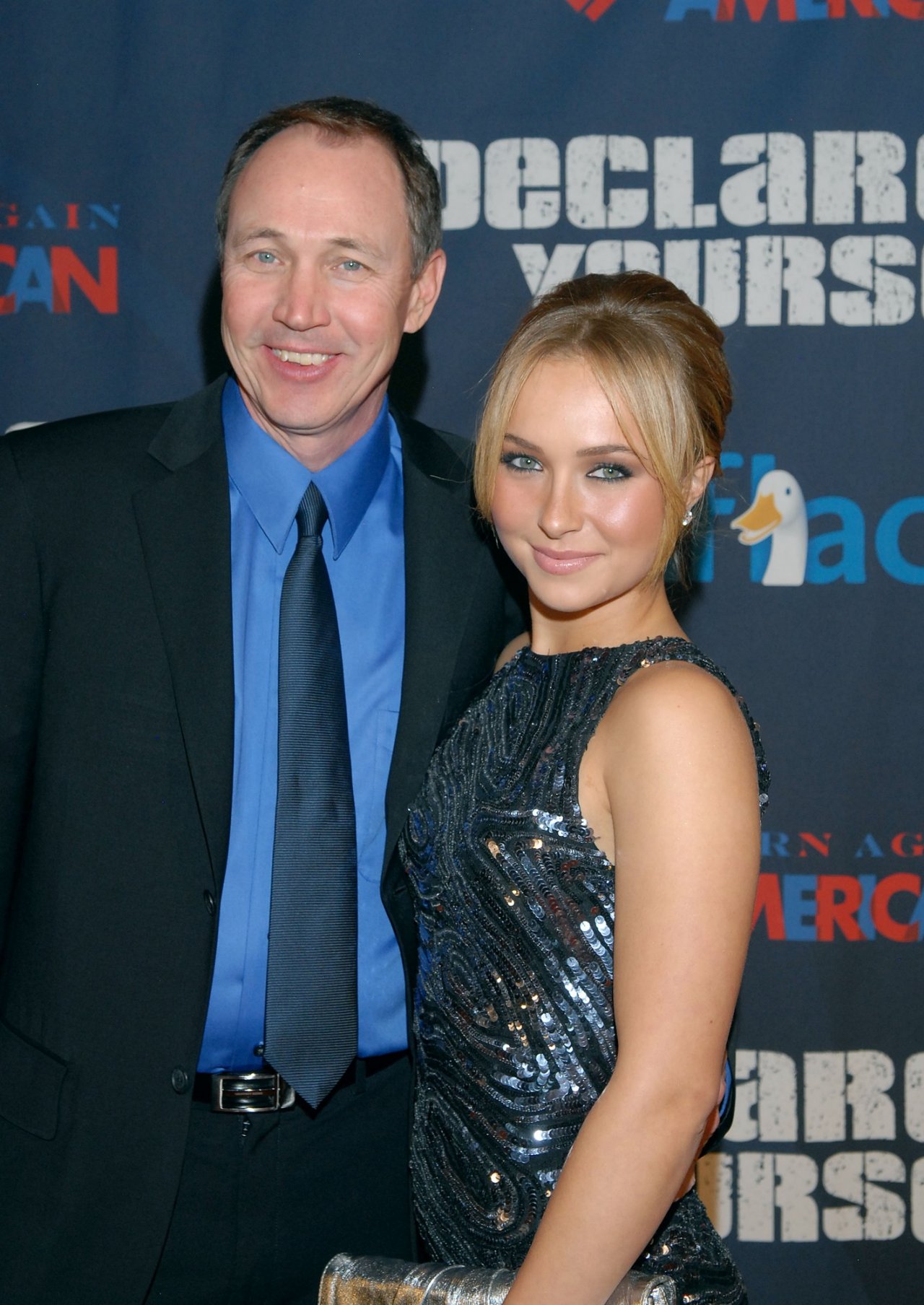 Hayden Panettiere leaked wallpapers