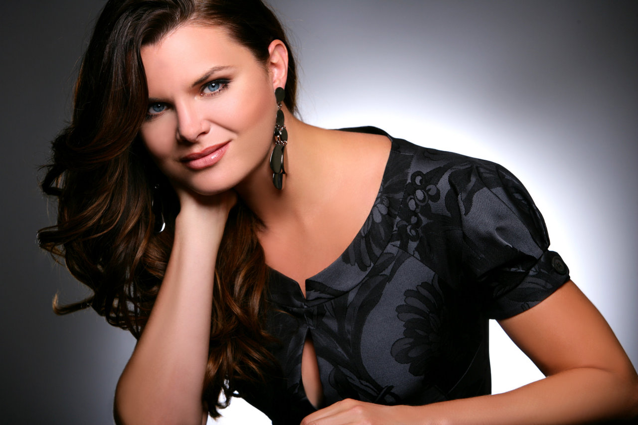 Heather Tom leaked wallpapers