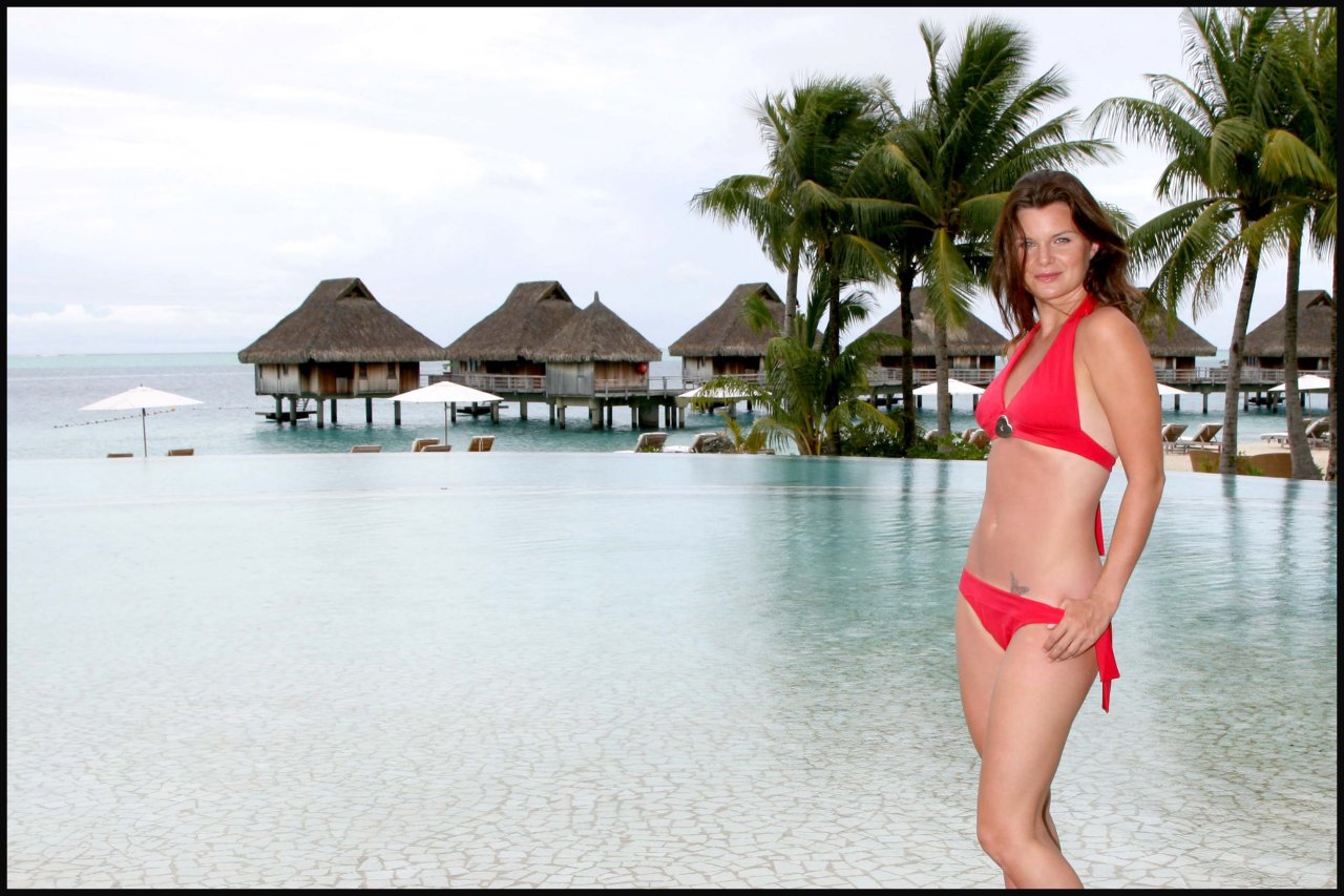 Heather Tom leaked wallpapers