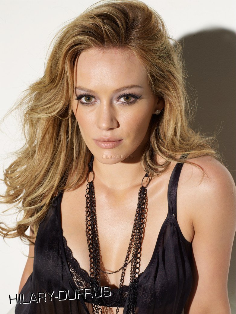 Hilary Duff leaked wallpapers