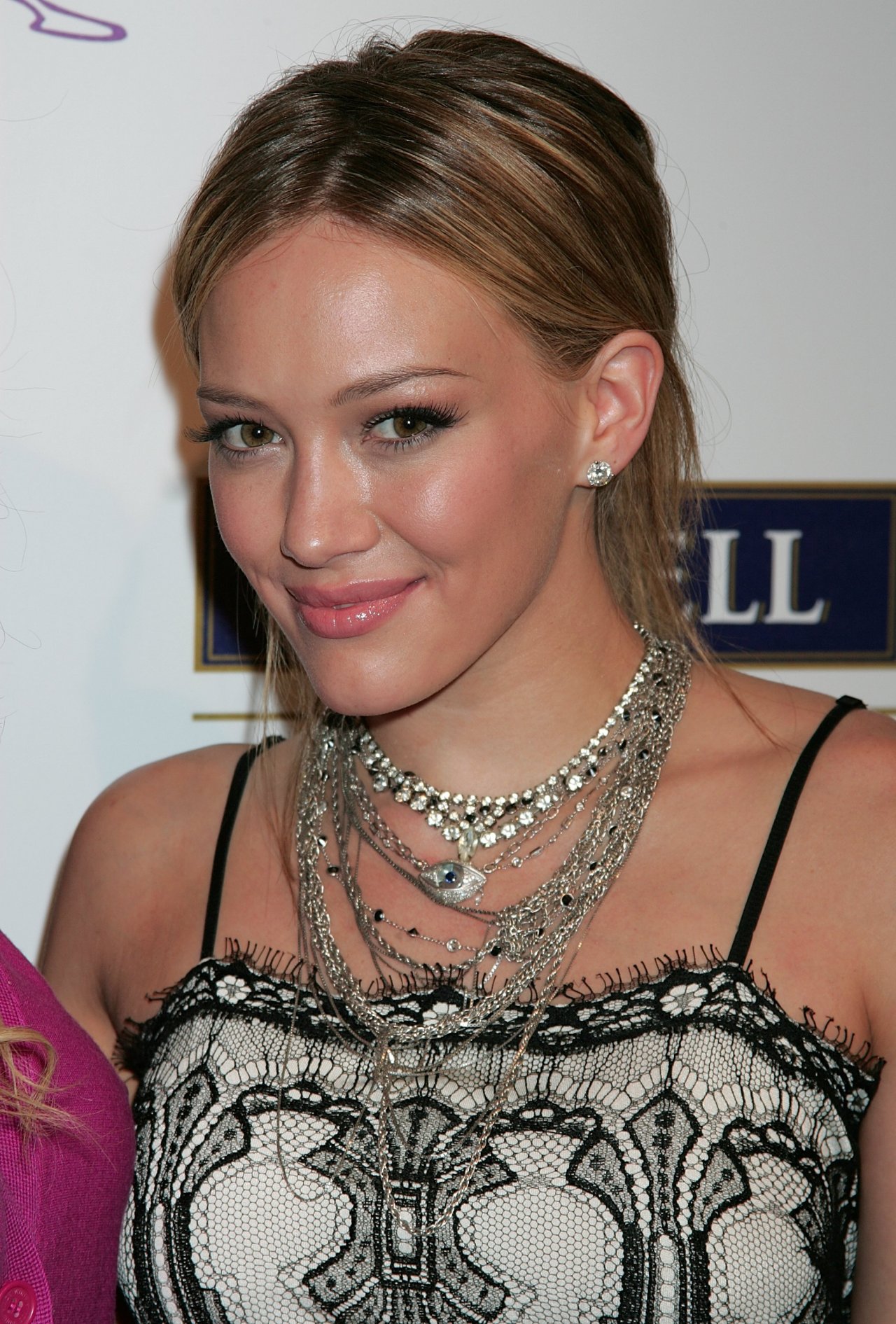 Hilary Duff leaked wallpapers