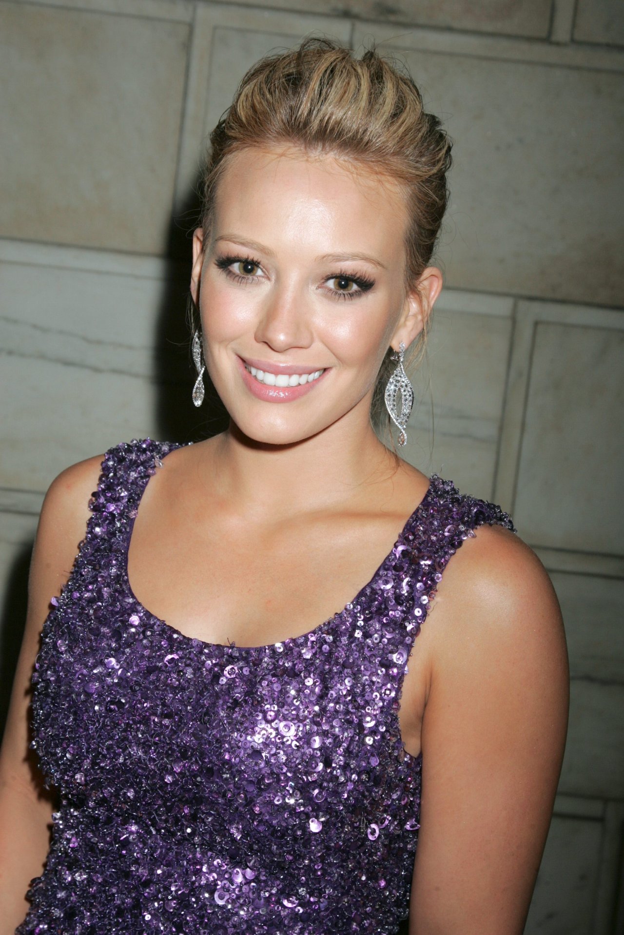 Hilary Duff leaked wallpapers