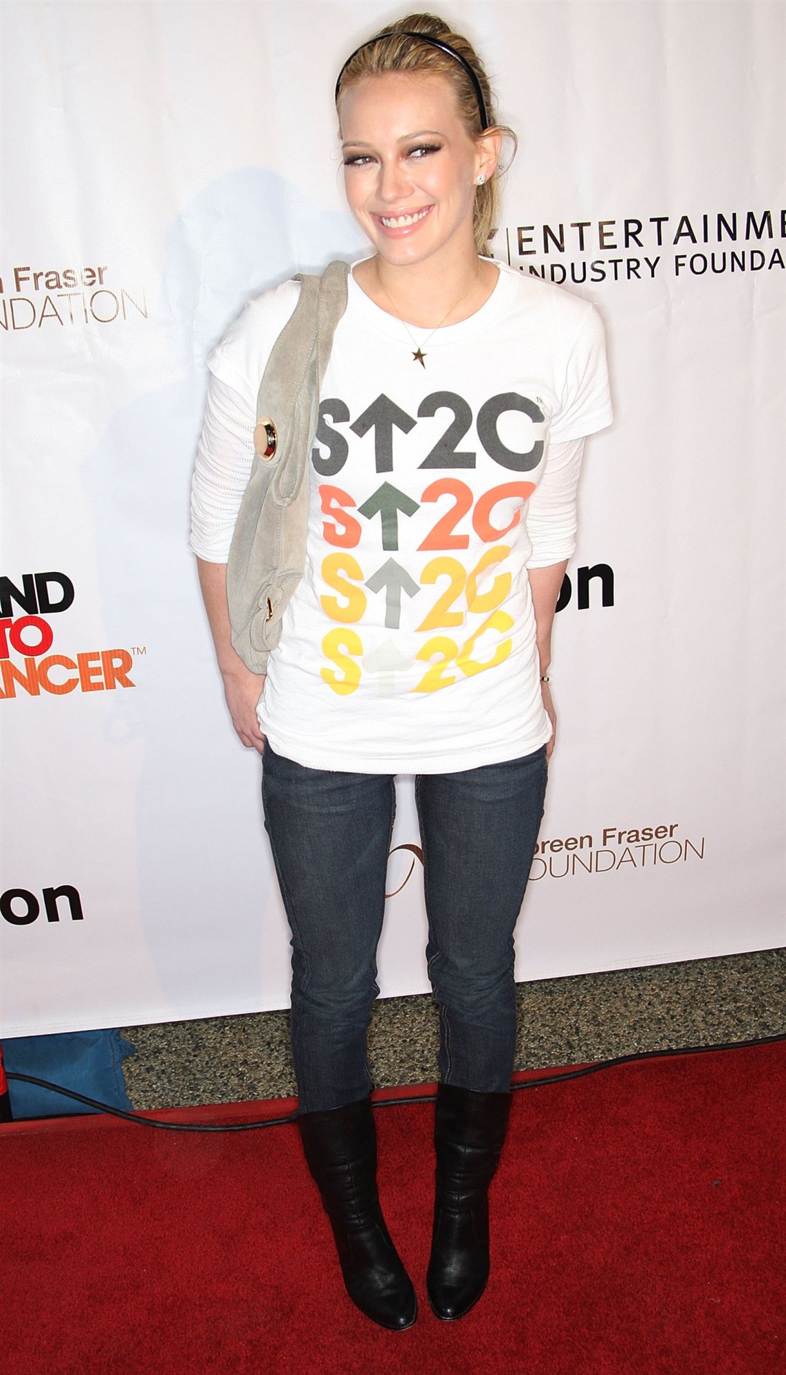 Hilary Duff leaked wallpapers