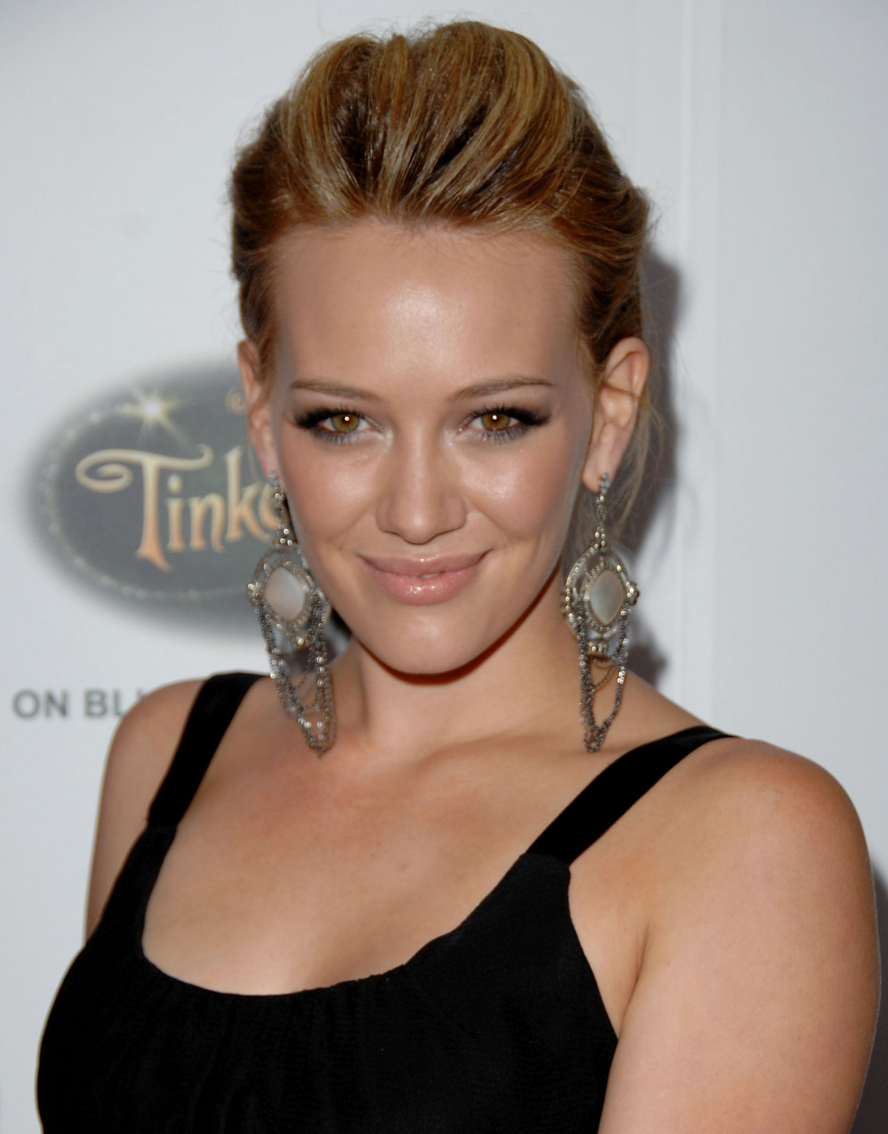 Hilary Duff leaked wallpapers