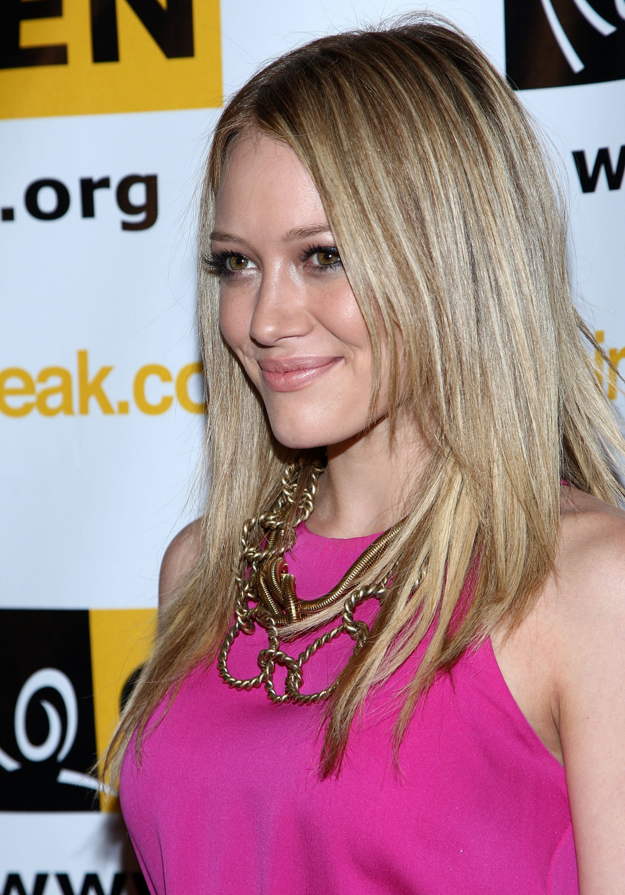 Hilary Duff leaked wallpapers