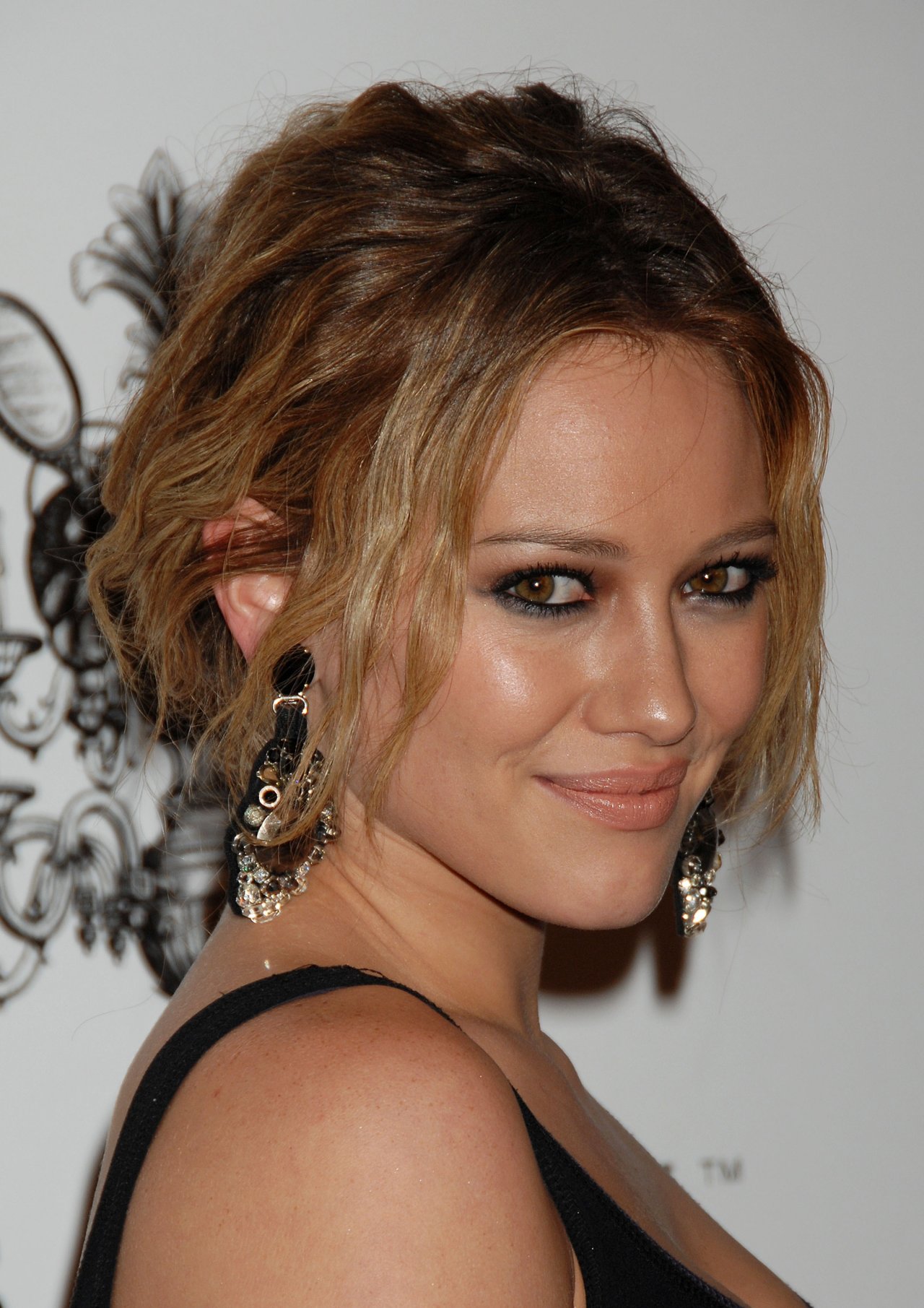 Hilary Duff leaked wallpapers