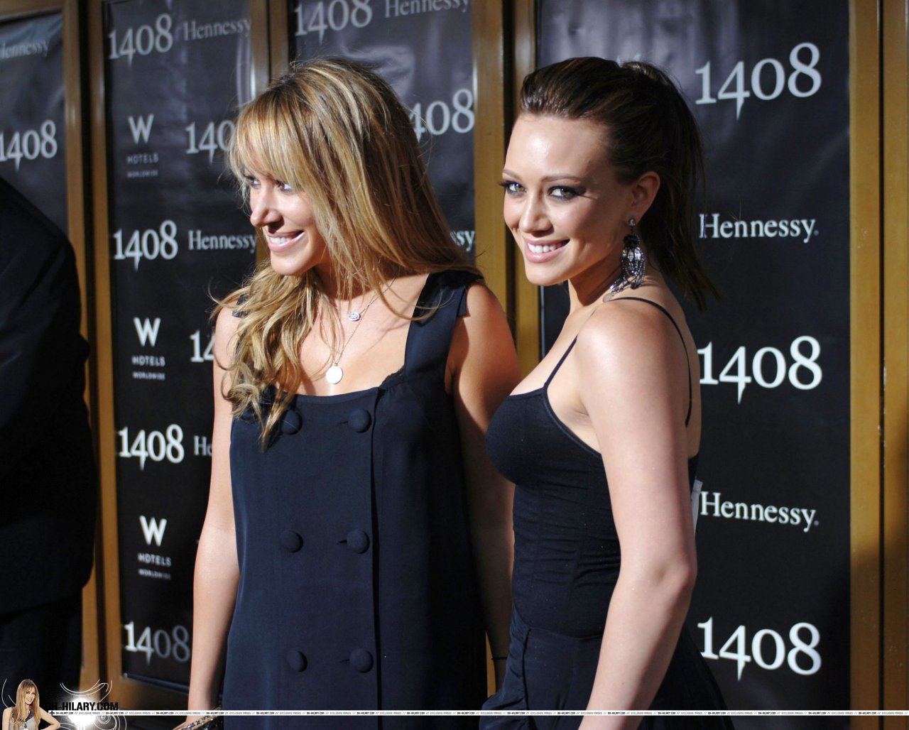 Hilary Duff leaked wallpapers