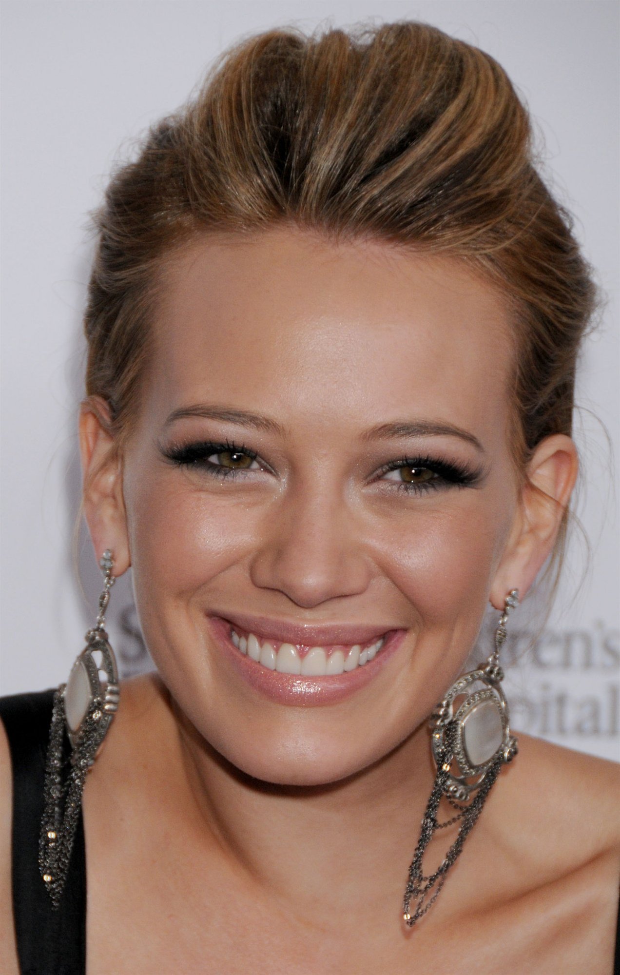 Hilary Duff leaked wallpapers