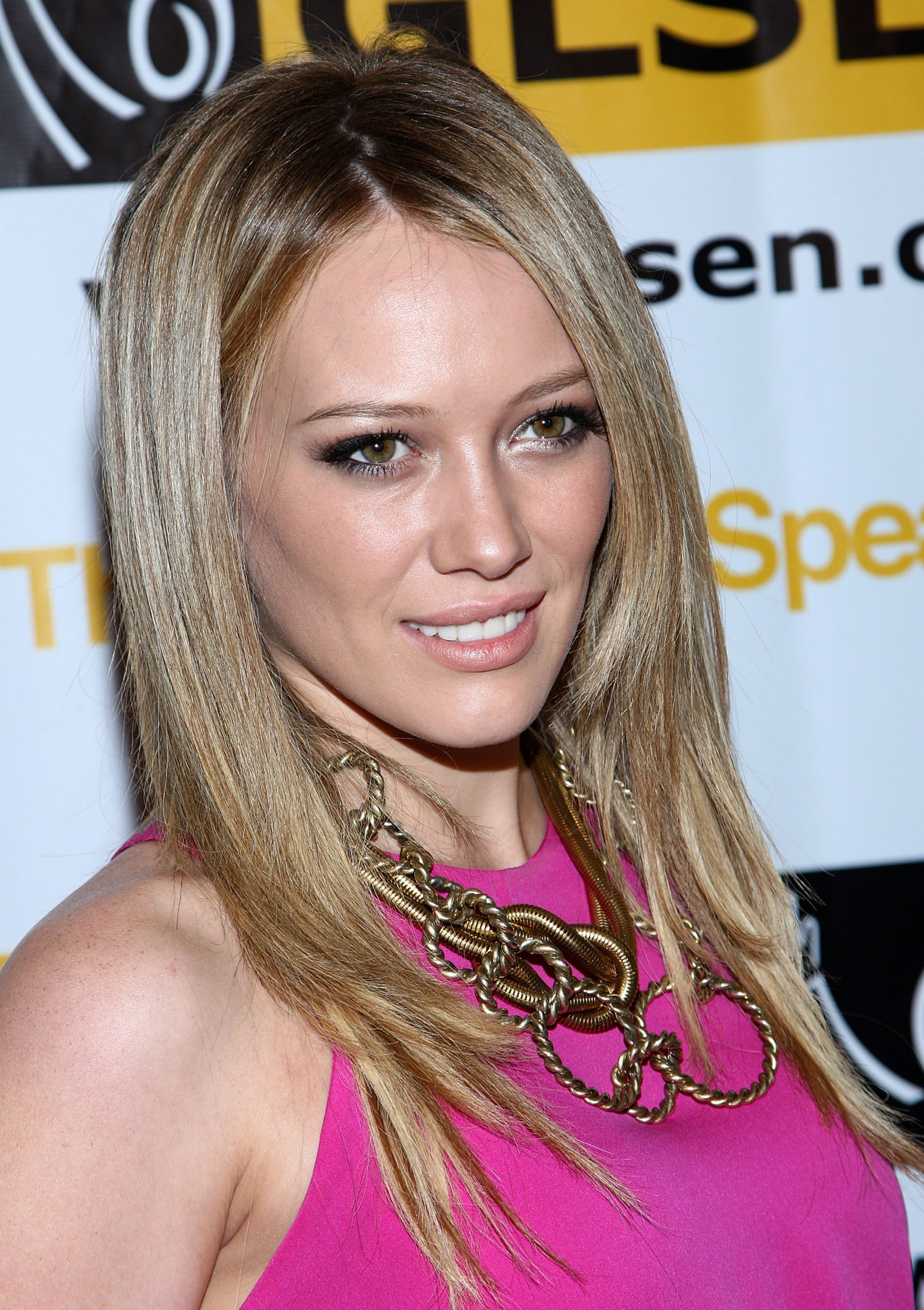 Hilary Duff leaked wallpapers