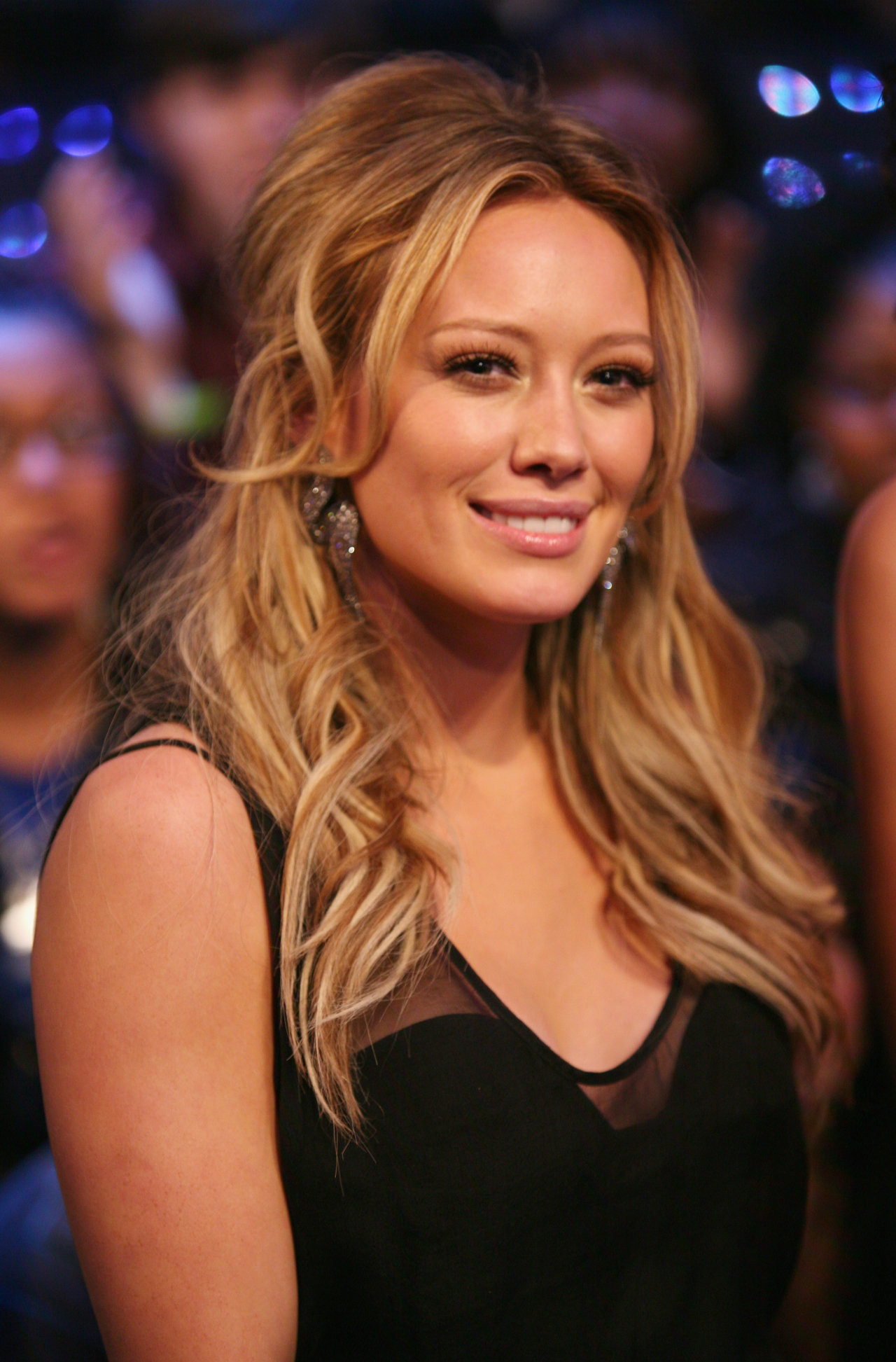 Hilary Duff leaked wallpapers