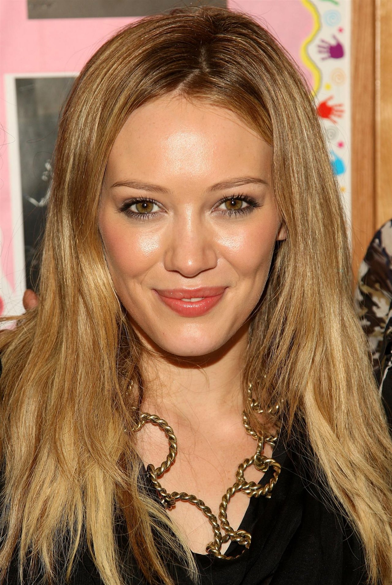 Hilary Duff leaked wallpapers