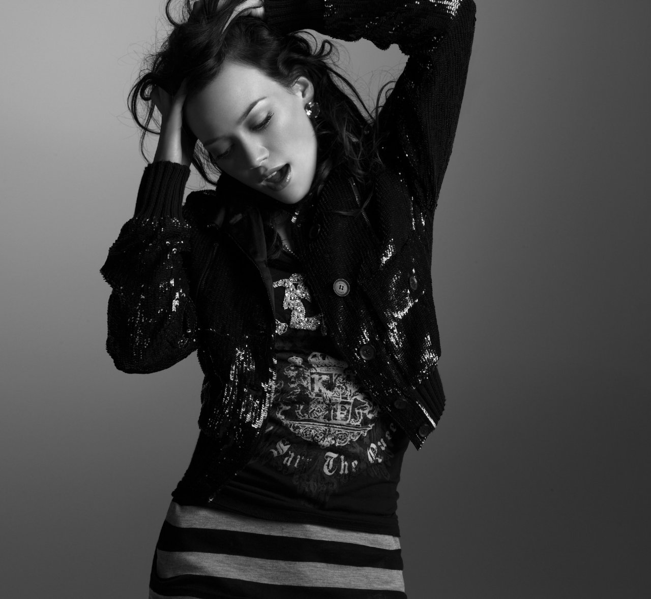 Hilary Duff leaked wallpapers