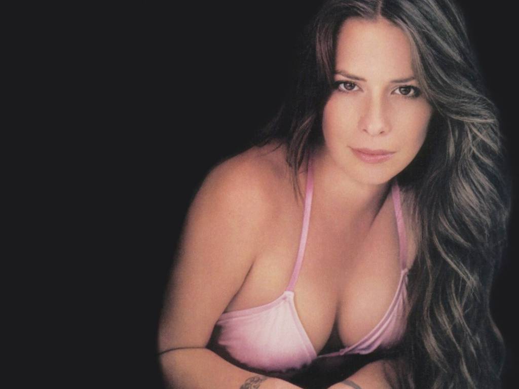 Holly Marie Combs leaked wallpapers