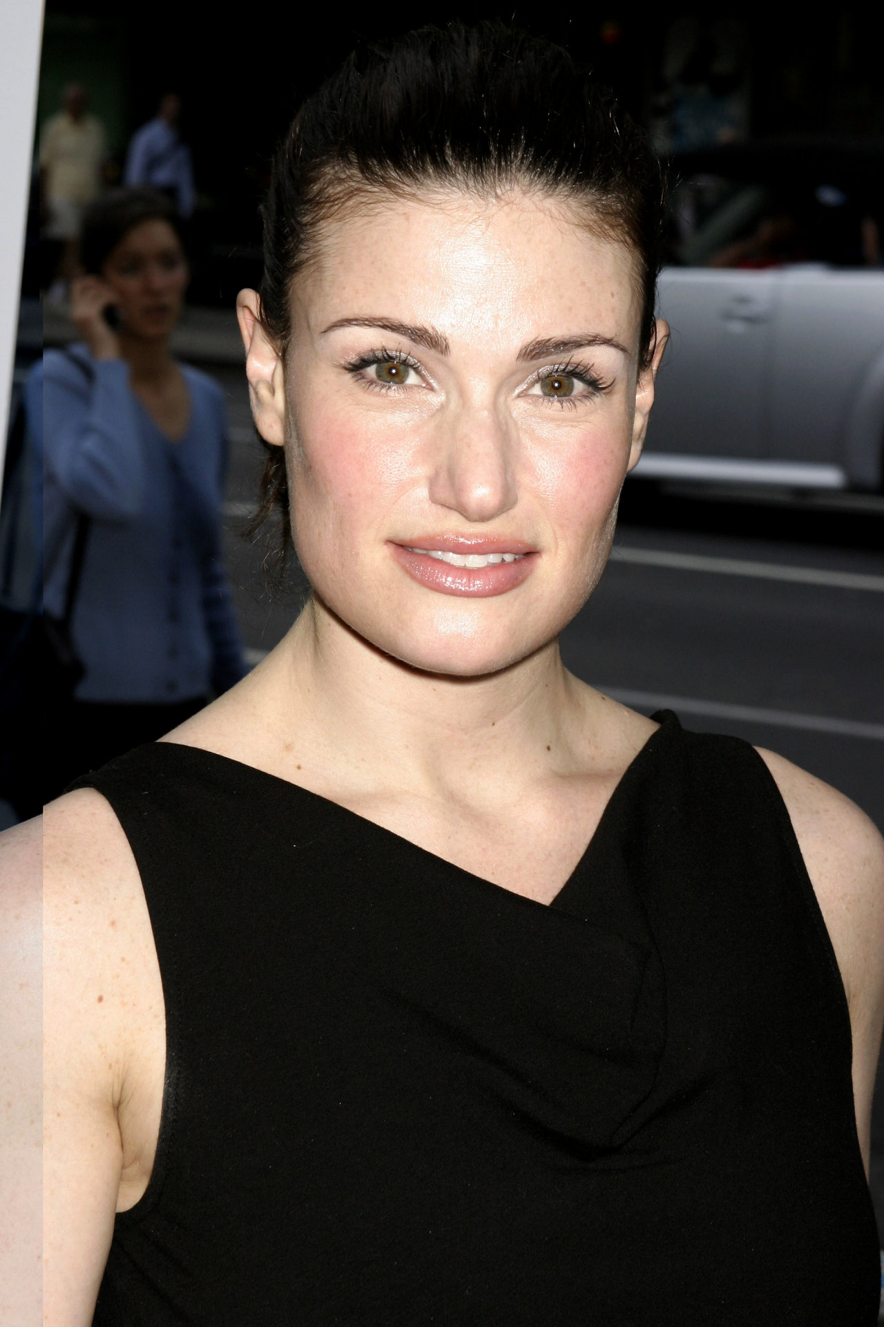 Idina Menzel leaked wallpapers