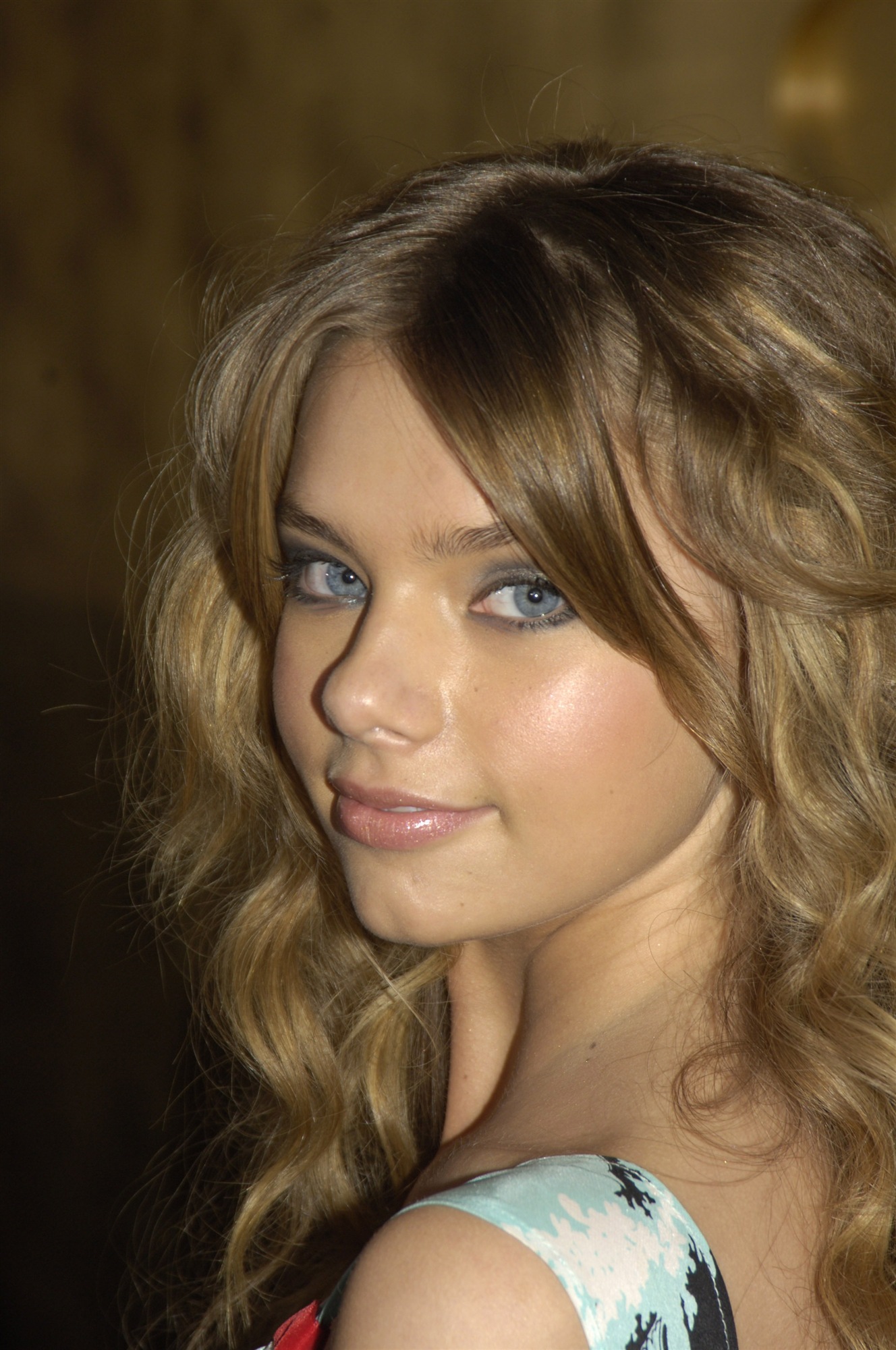 Indiana Evans leaked wallpapers