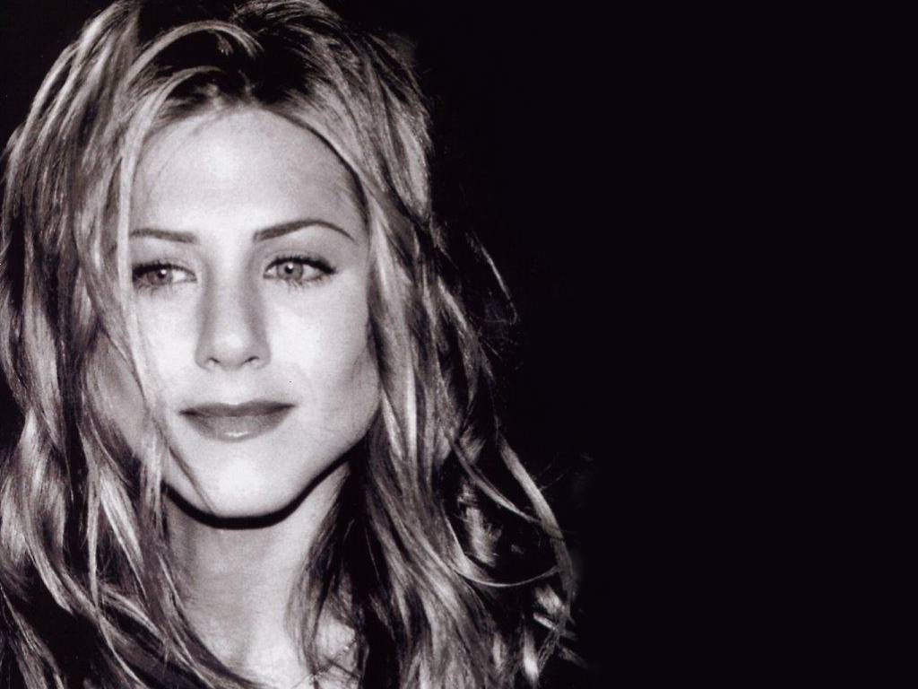 Jennifer Aniston leaked wallpapers
