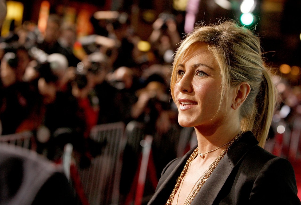 Jennifer Aniston leaked wallpapers