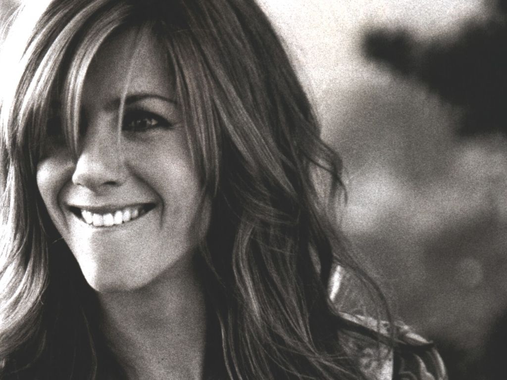 Jennifer Aniston leaked wallpapers