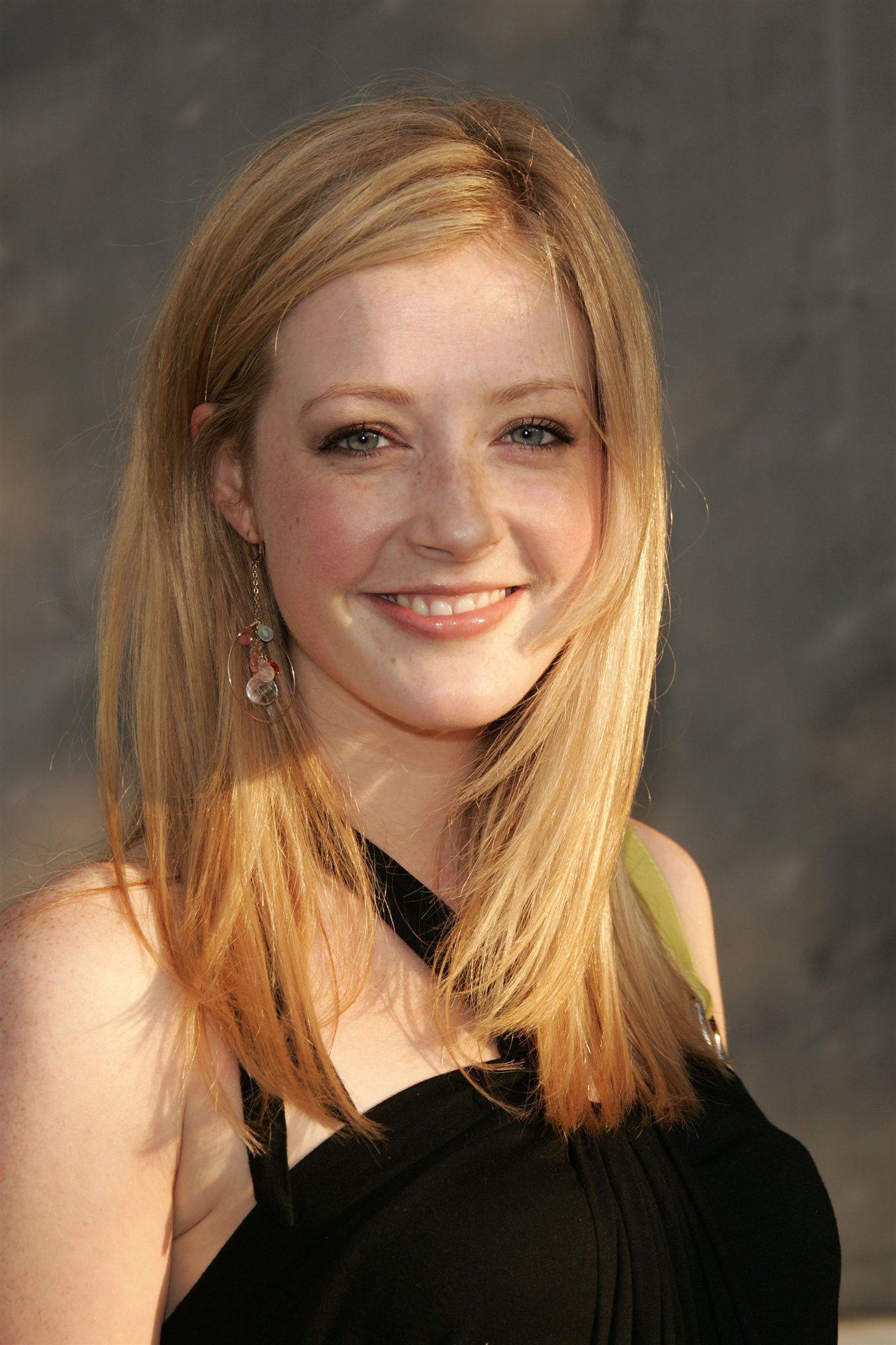 Jennifer Finnigan leaked wallpapers