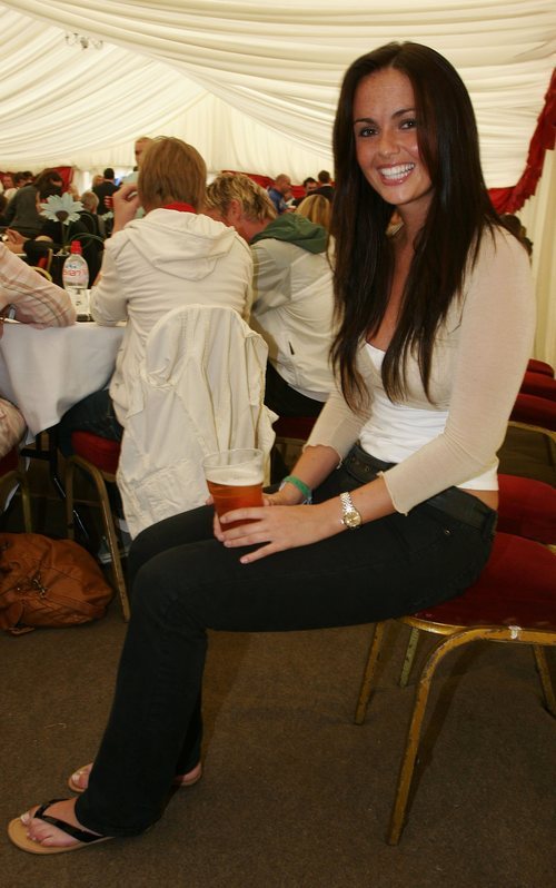 Jennifer Metcalfe leaked wallpapers