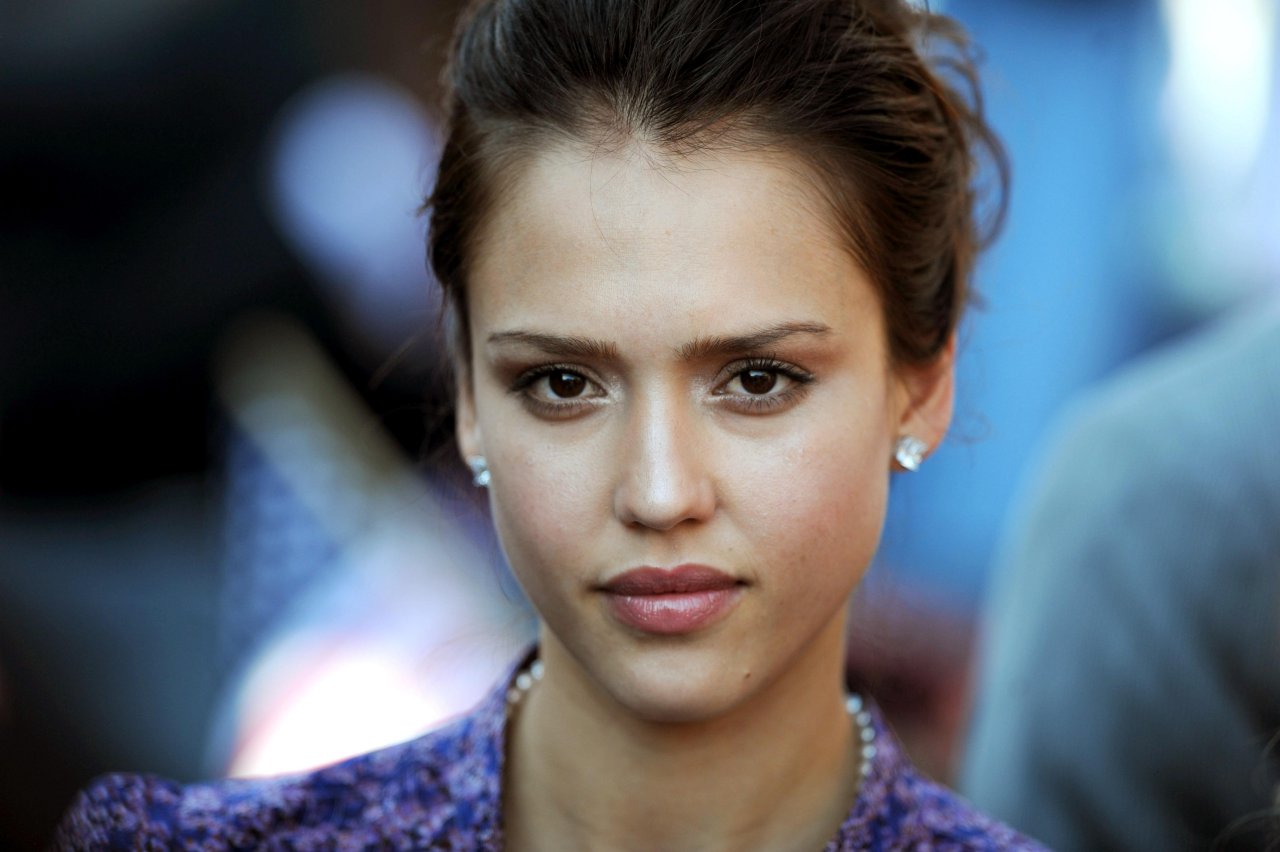 Jessica Alba leaked wallpapers