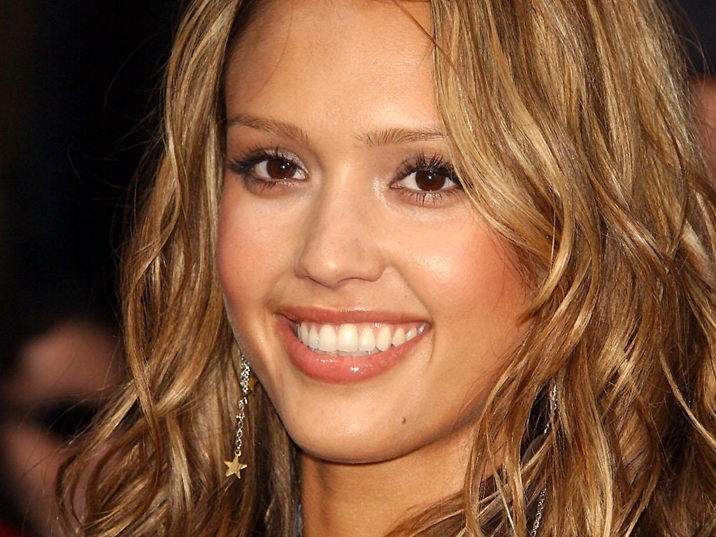 Jessica Alba leaked wallpapers