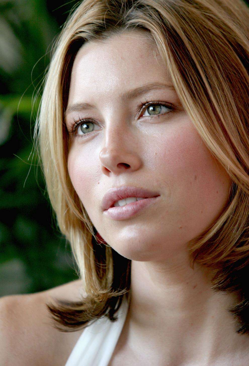 Jessica Biel leaked wallpapers