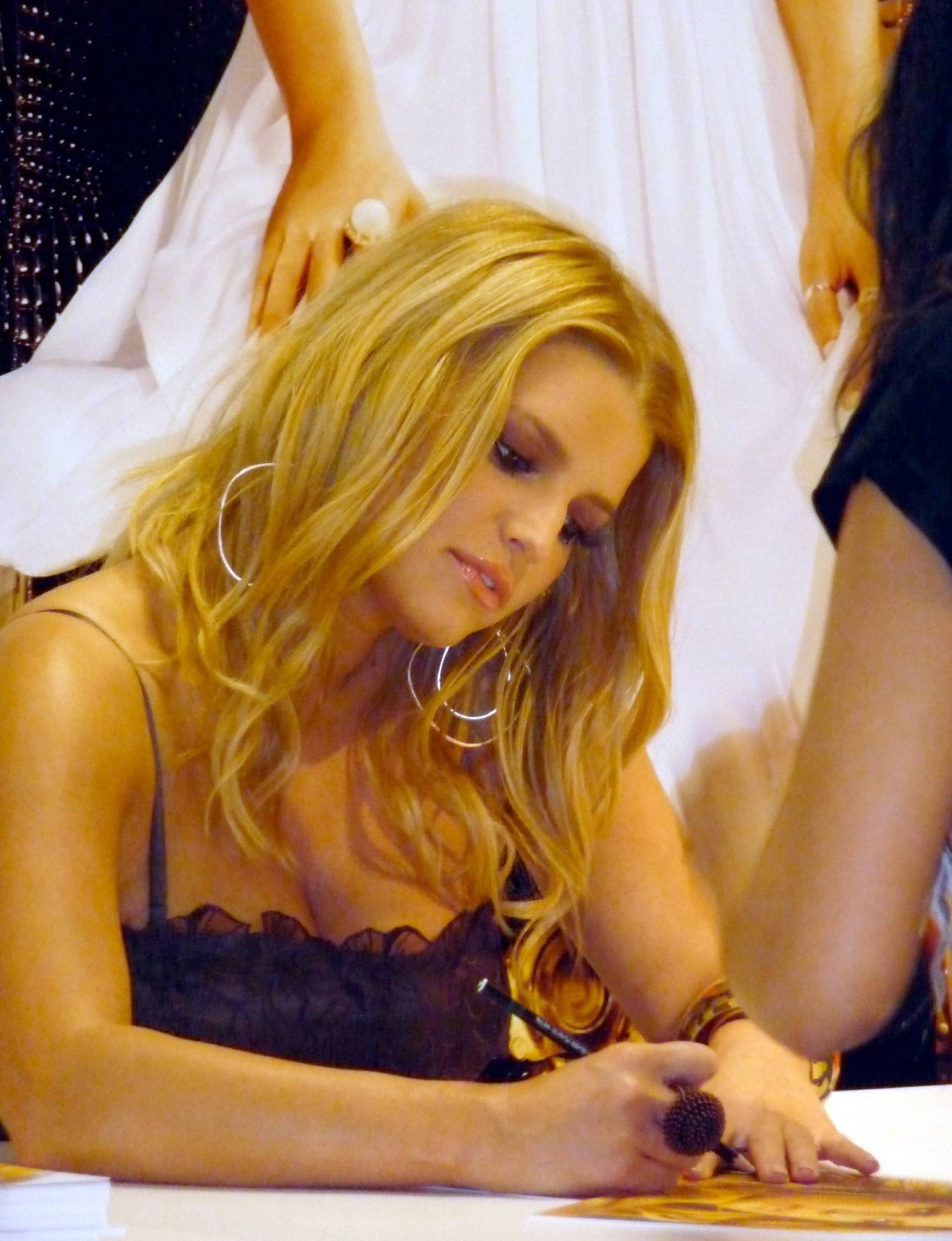 Jessica Simpson leaked wallpapers