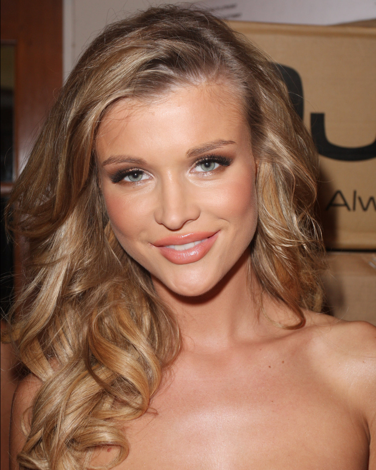 Joanna Krupa leaked wallpapers