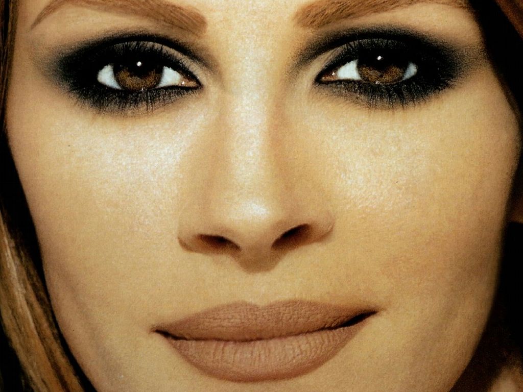 Julia Roberts leaked wallpapers