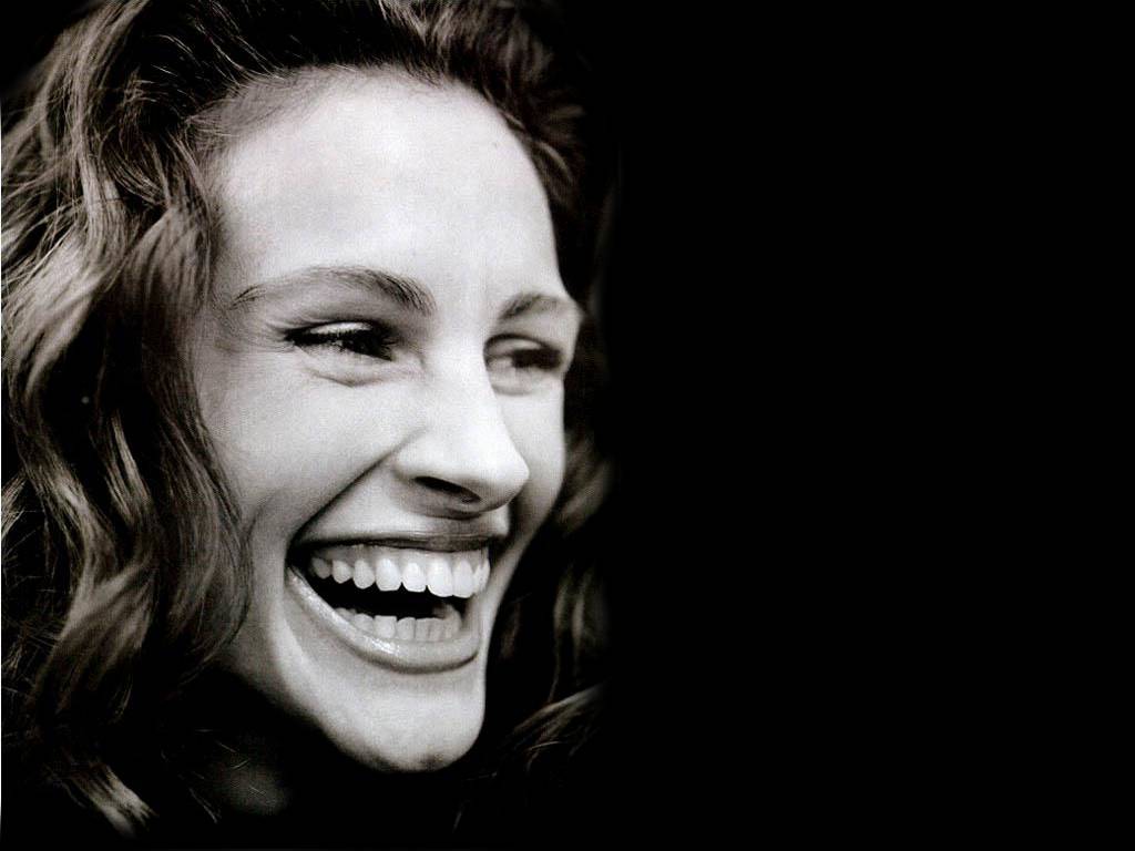 Julia Roberts leaked wallpapers