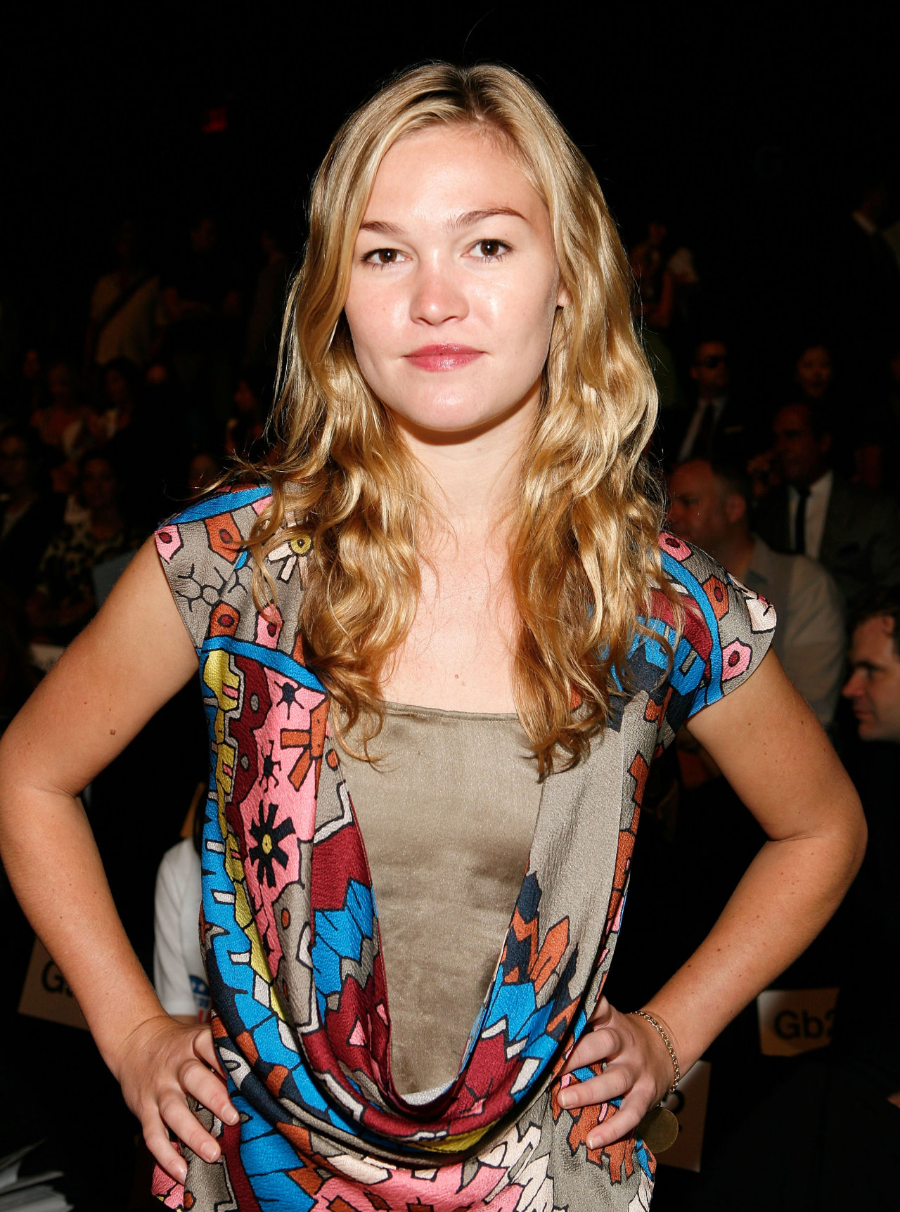 Julia Stiles leaked wallpapers