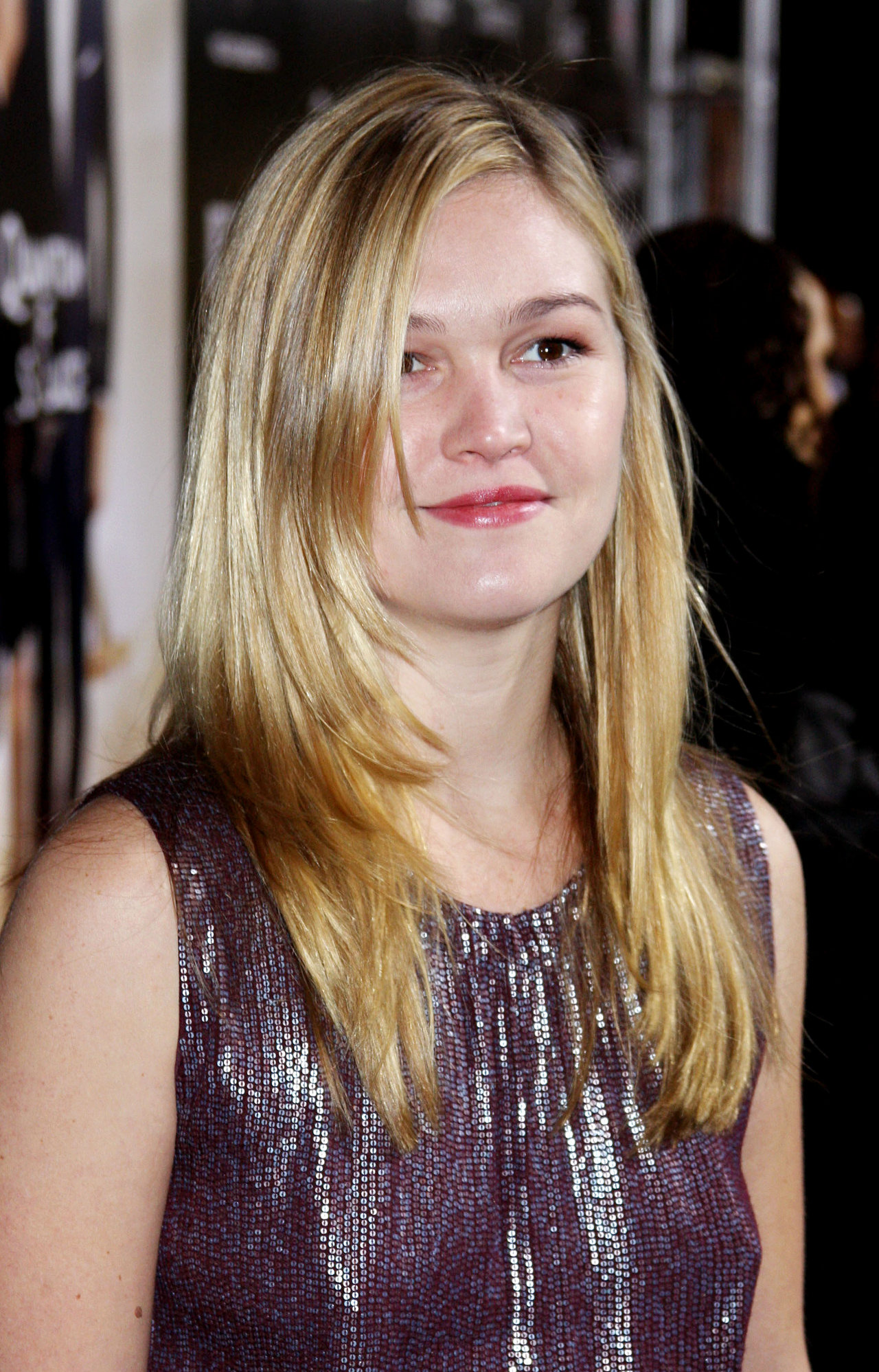 Julia Stiles leaked wallpapers