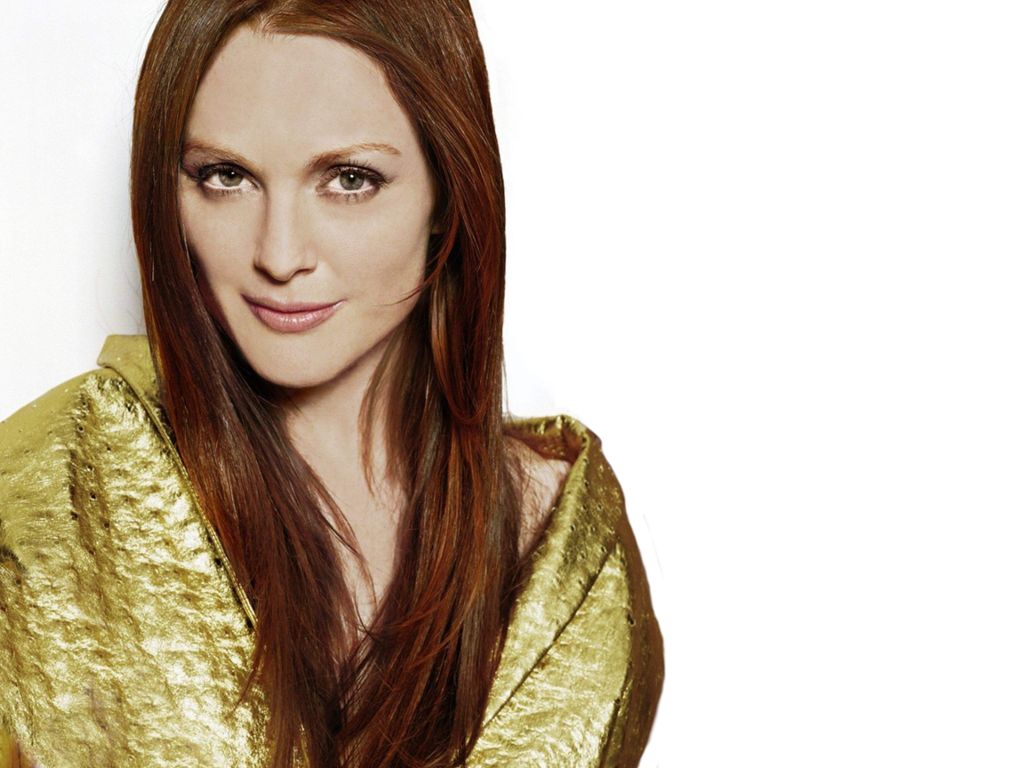 Julianne Moore leaked wallpapers