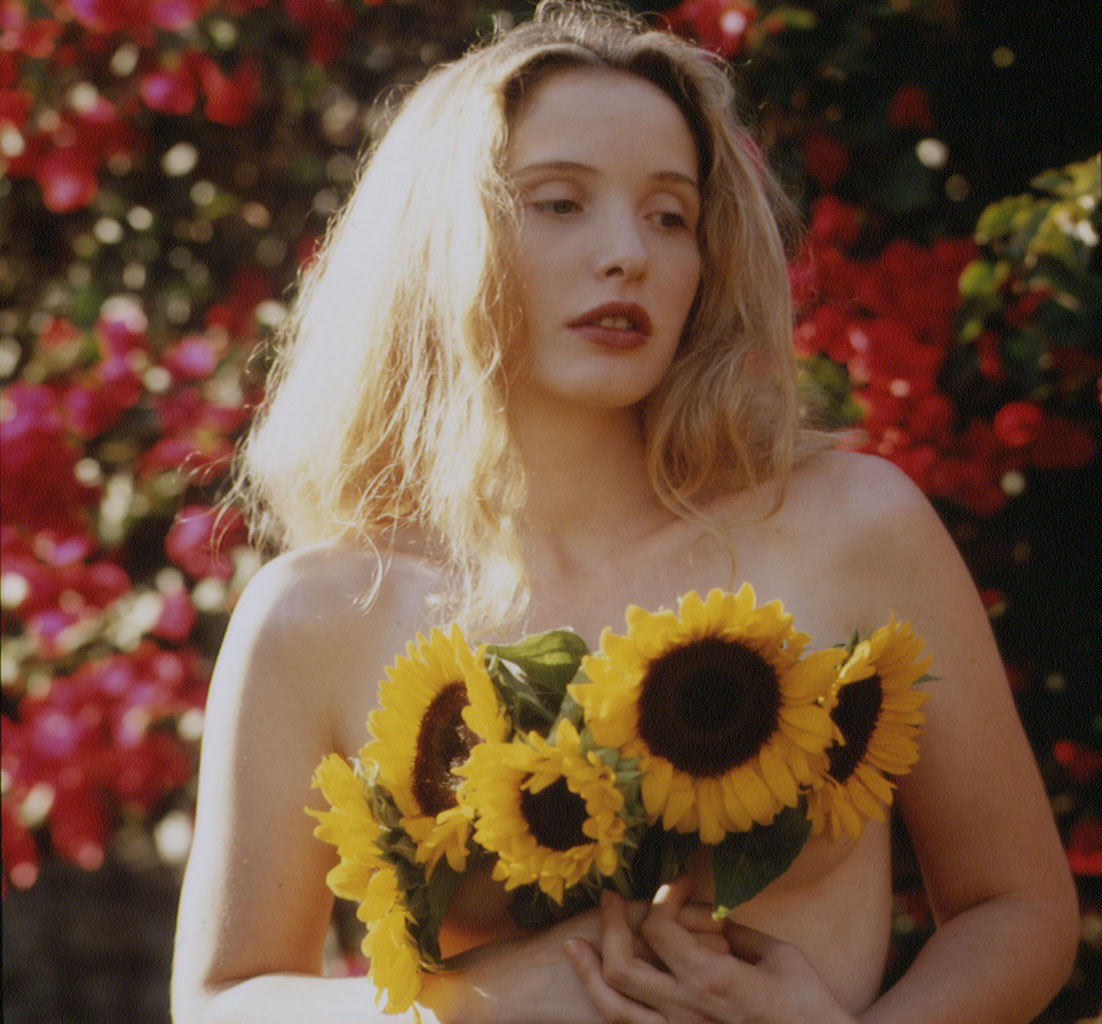 Julie Delpy leaked wallpapers