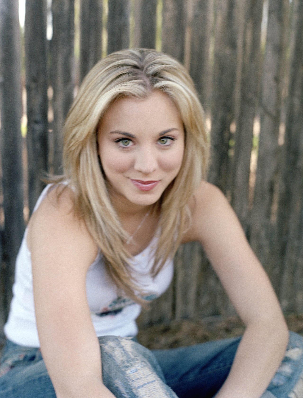 Kaley Cuoco leaked wallpapers