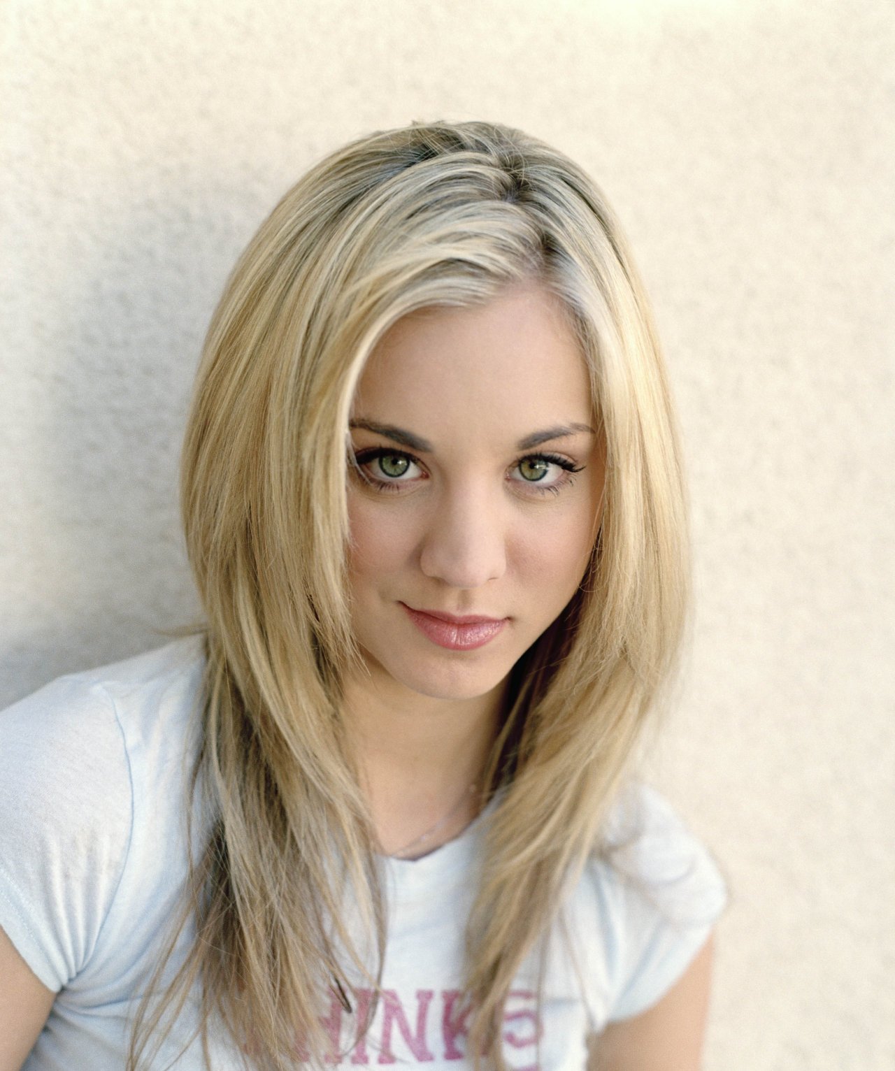 Kaley Cuoco leaked wallpapers