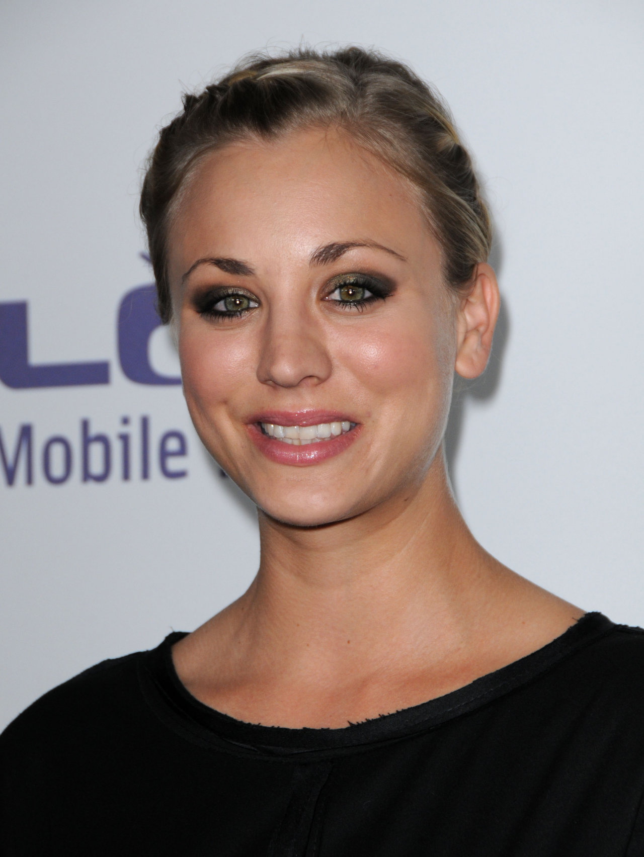 Kaley Cuoco leaked wallpapers