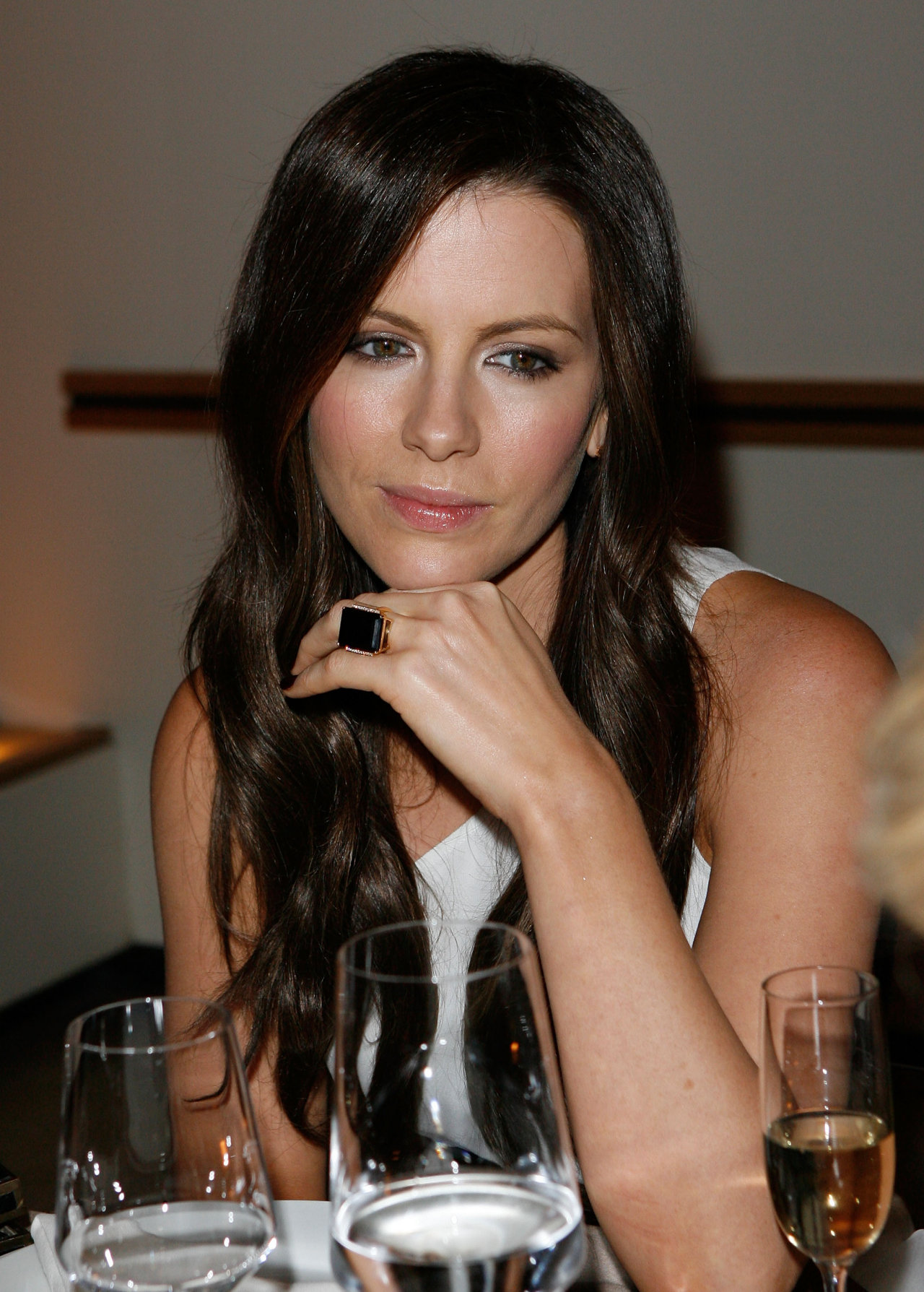Kate Beckinsale leaked wallpapers