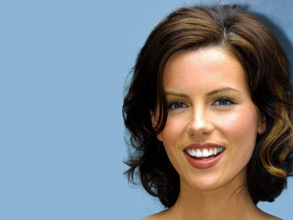 Kate Beckinsale leaked wallpapers