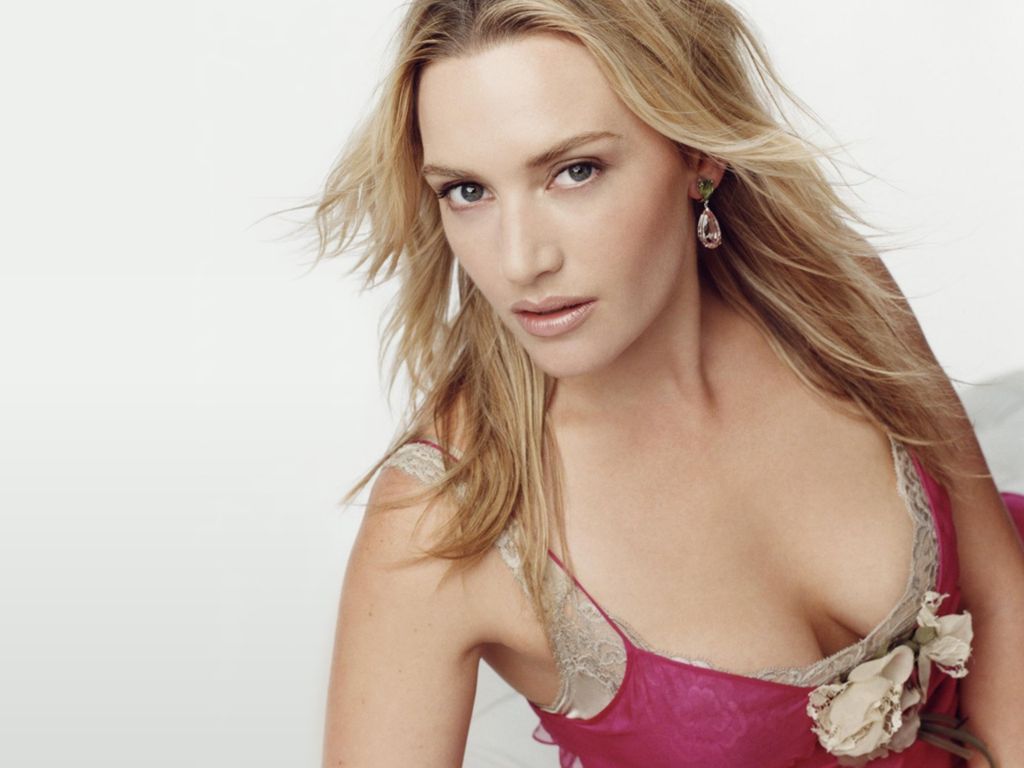 Kate Winslet leaked wallpapers